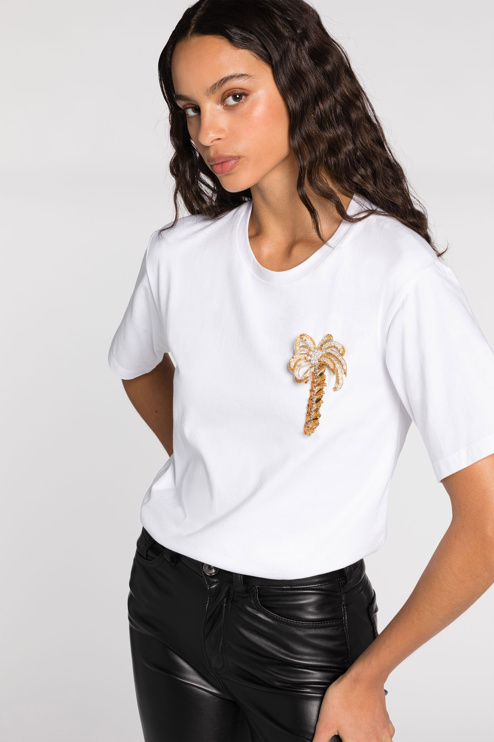 RC T-Shirt mit Palmen-Applikation Weiß QWT607-JD061
