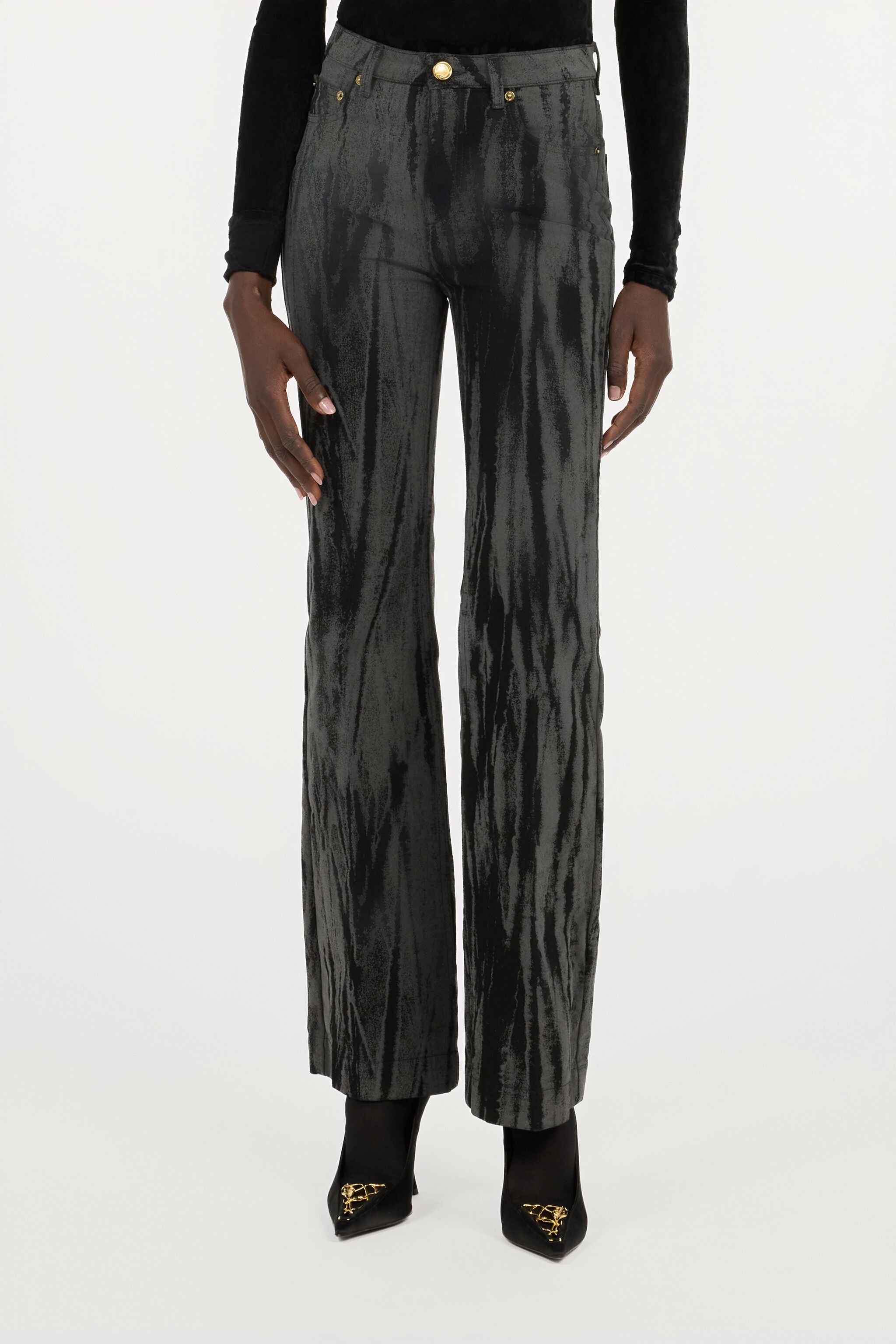 RC Black Denim Jeans With A Streak Effect Black VWJ221-DE013