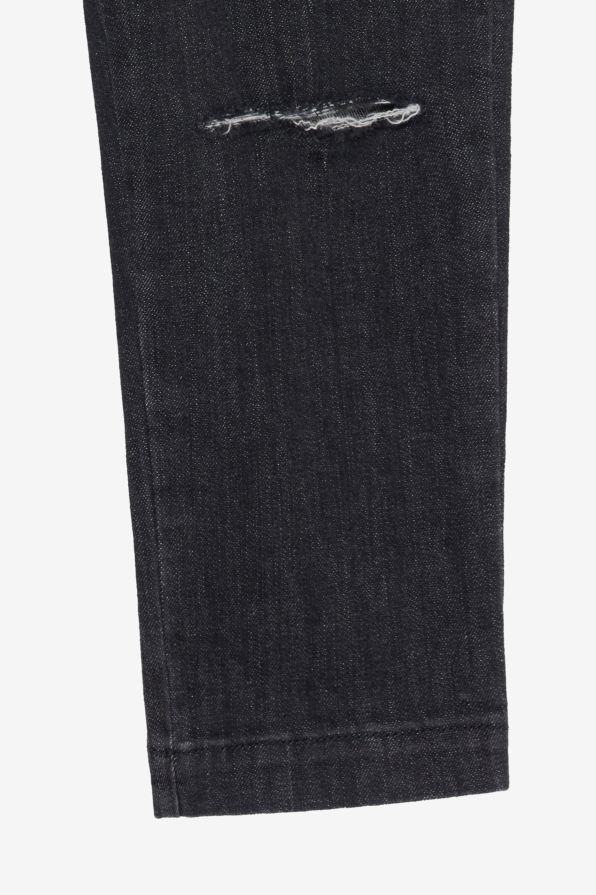 JU Schwarze Jeans mit Rissen BLACK UJJ20B-DN001