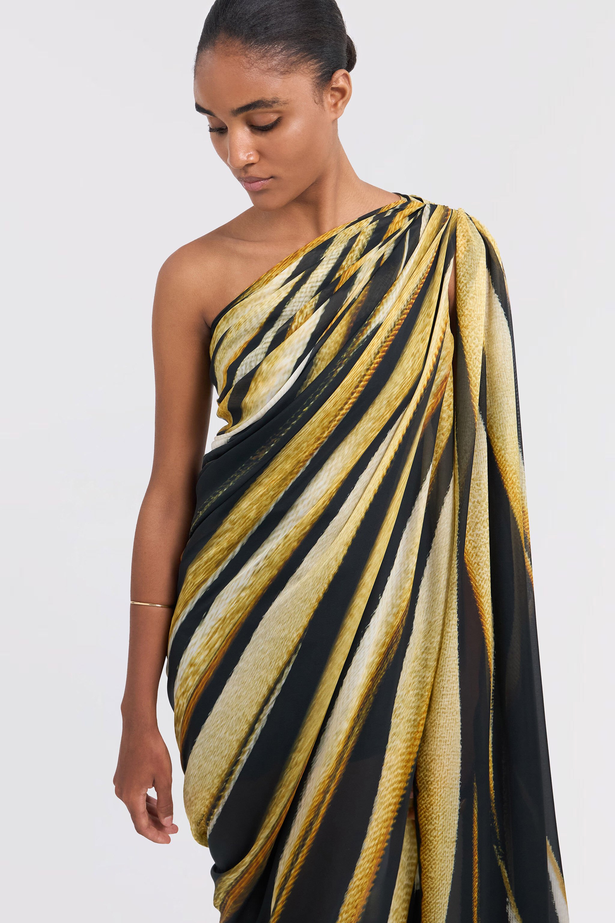 RC Robe Maxi En Soie Imprimé Ray Of Gold Or TKT106-CTM33