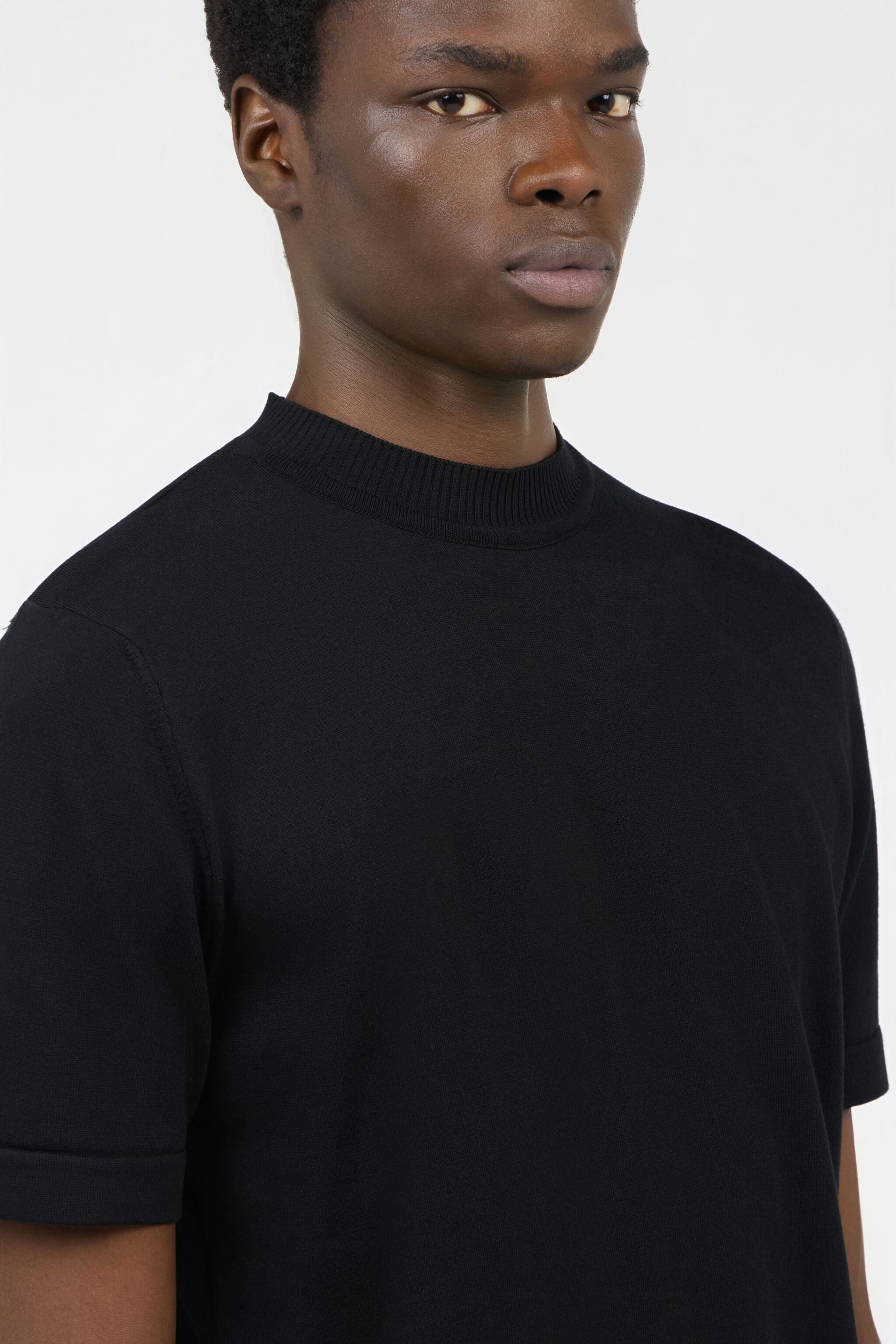 RC Black Mock Neck T-Shirt BLACK SOT60M-VI044