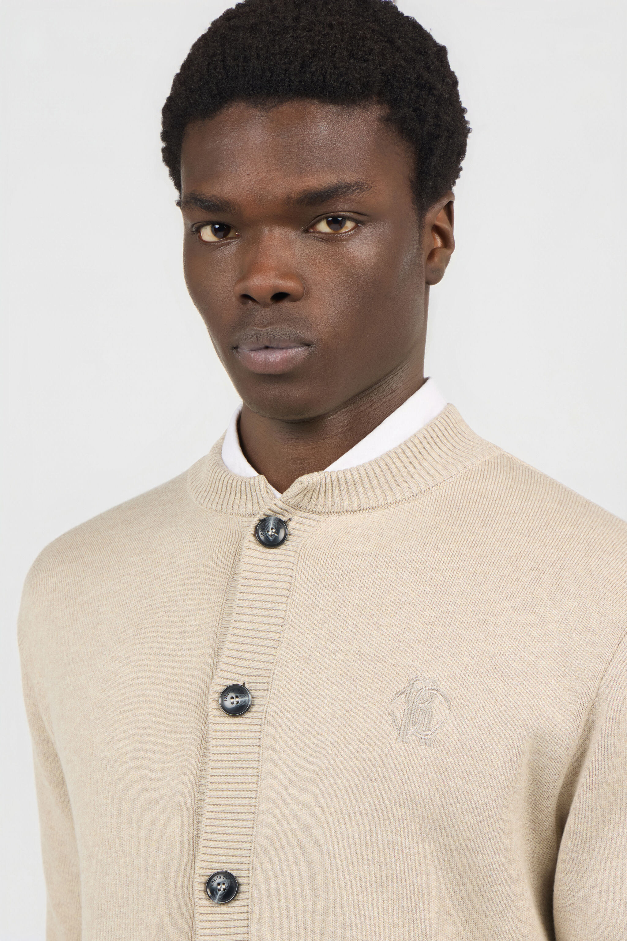 RC Cardigan Beige avec Monogram RC Brodé BEIGE SOM90A-AI006