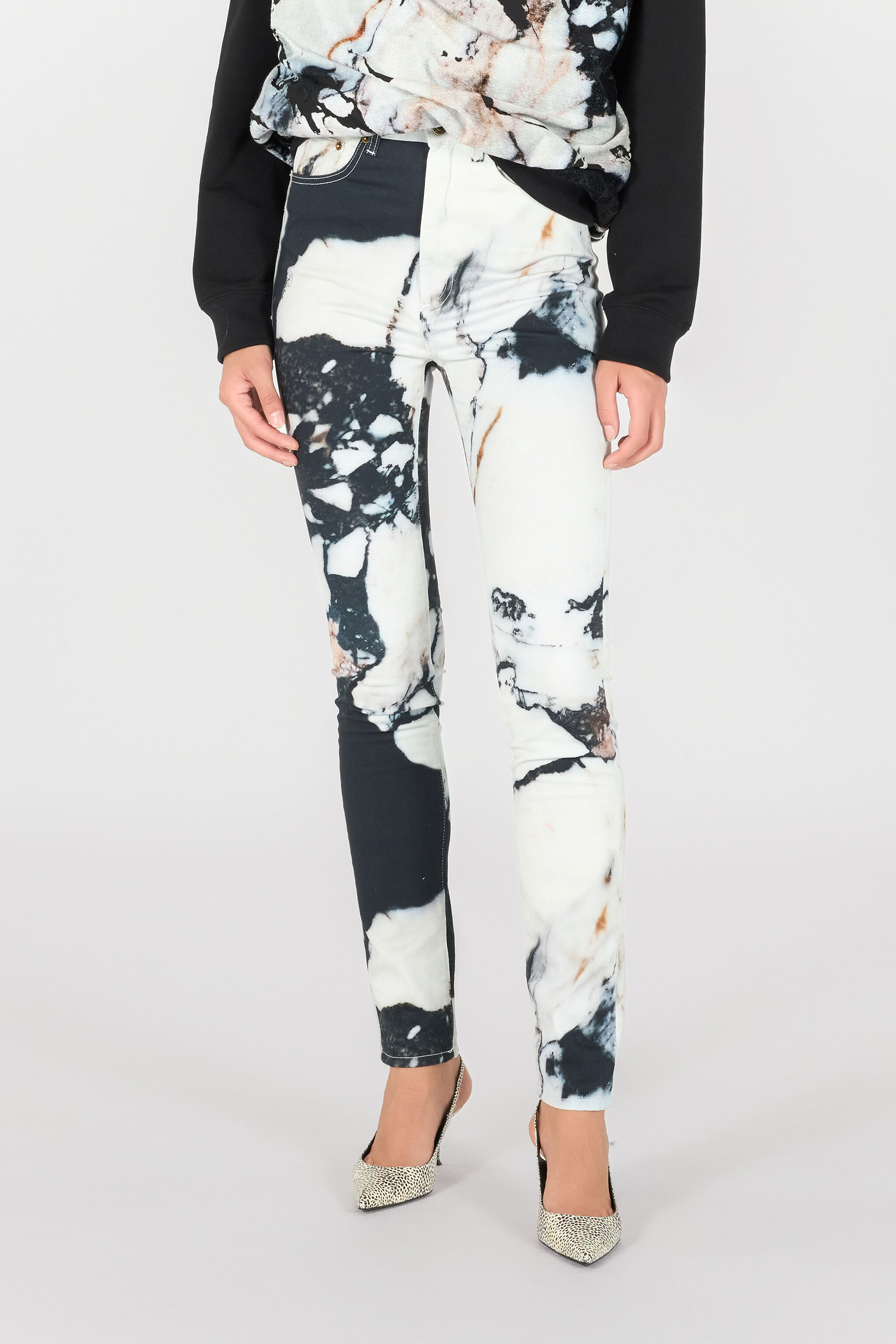 RC Skinny trousers with Marble print Black/White TWJ233-TIN18