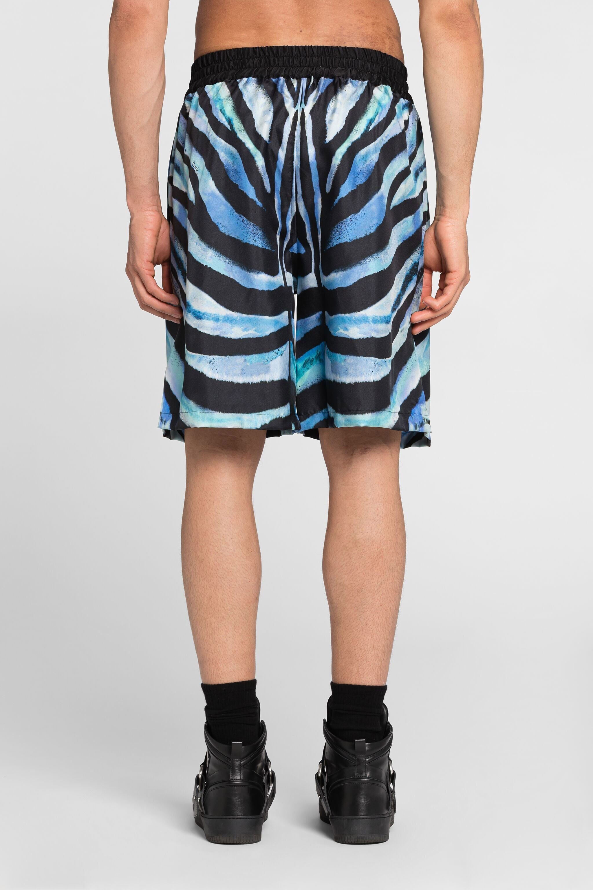 RC Pantalón corto con estampado Zebra Azul claro/Negro ONT208-4QD03