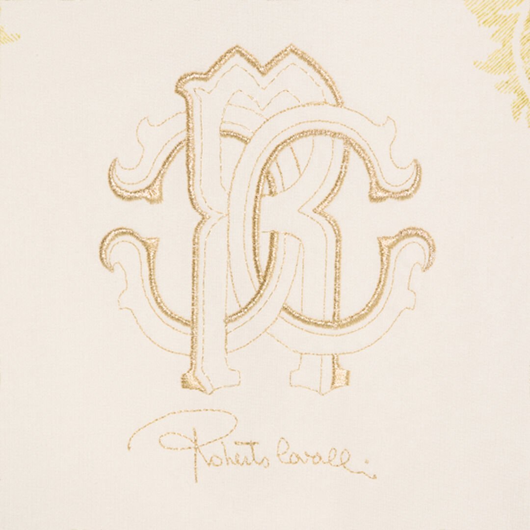 JU  MILKY WHITE VJT69B-CF050