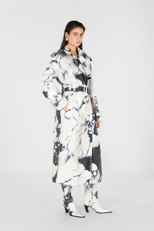 RC Double-breasted trench coat with Marble print Black/White TWT503-KGN18