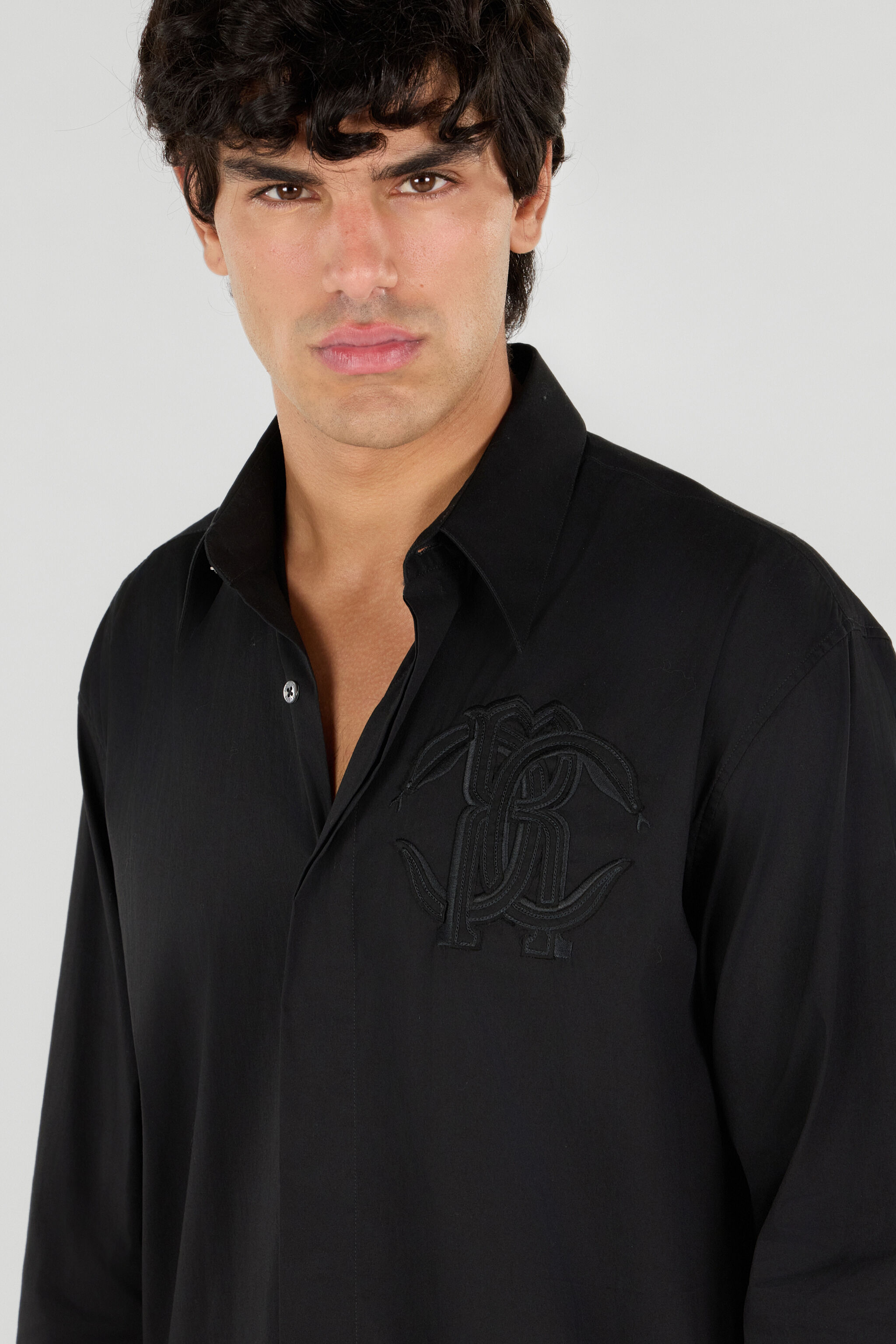 RC Embroidered Logo Shirt Black TRT710-CH026