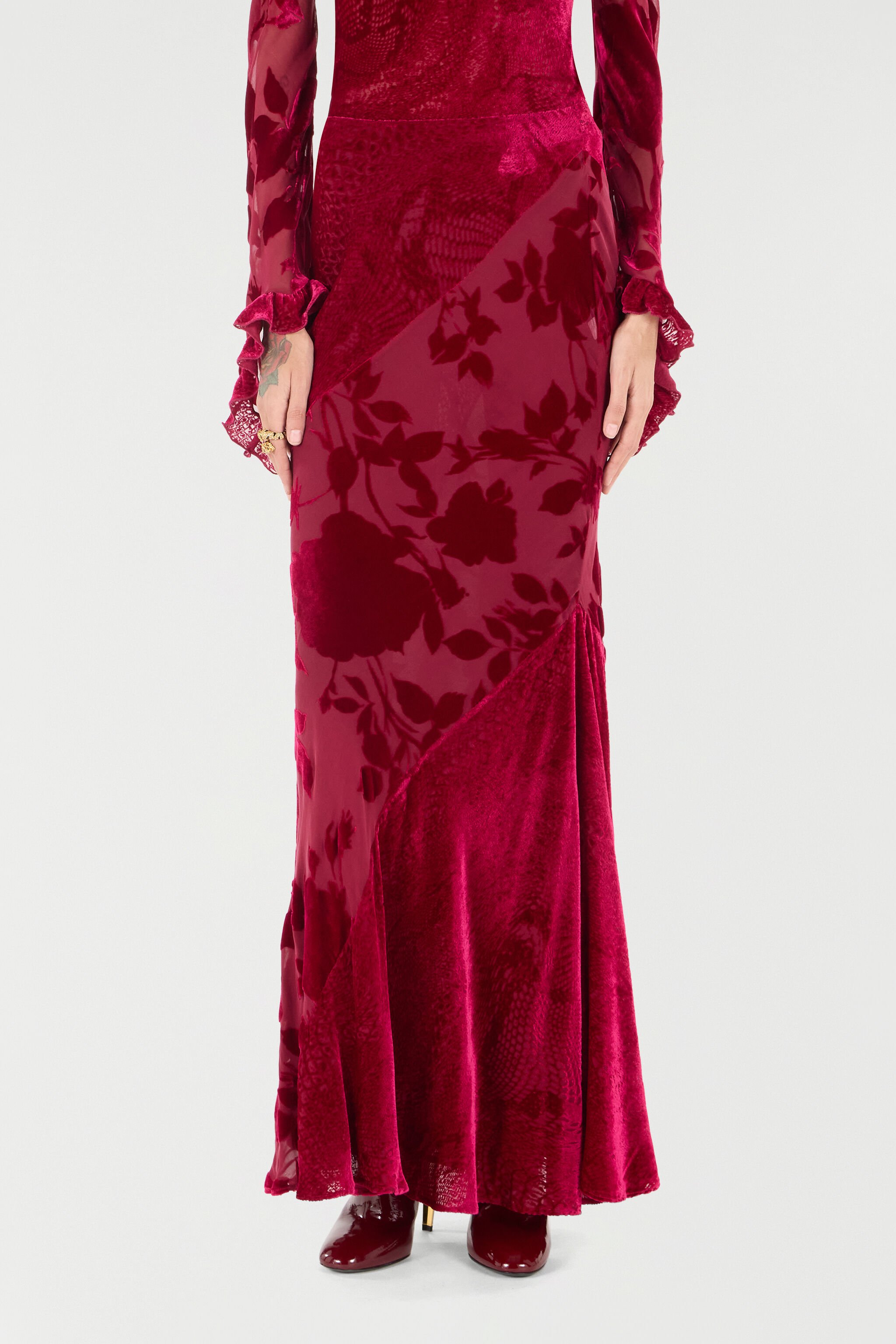 RC Long Skirt With Rose And Python Pattern Red UKT301-VNN56