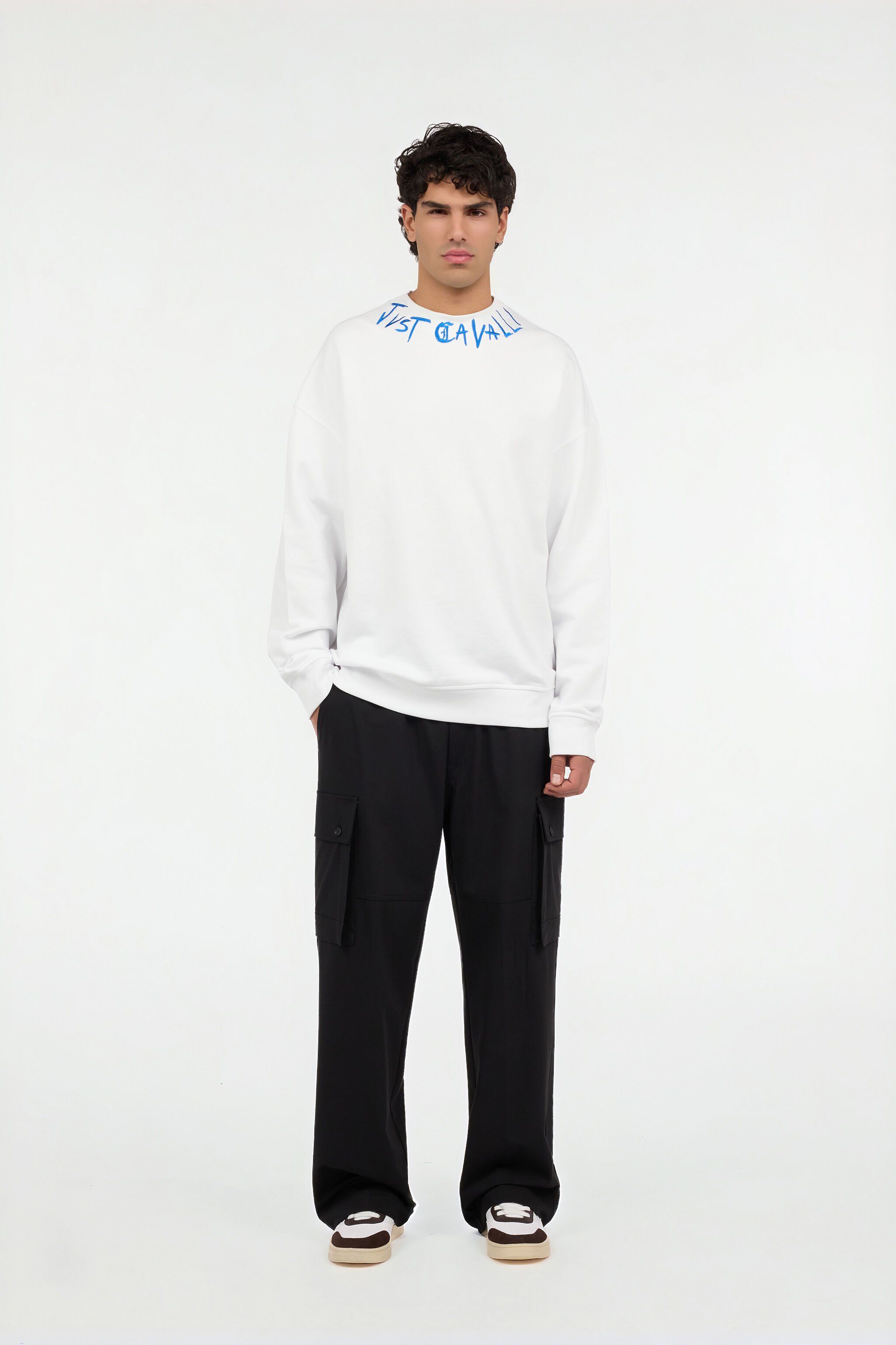 JC Sweatshirt aus Baumwolle mit Graffiti-Logo WHITE VFT086-VF130