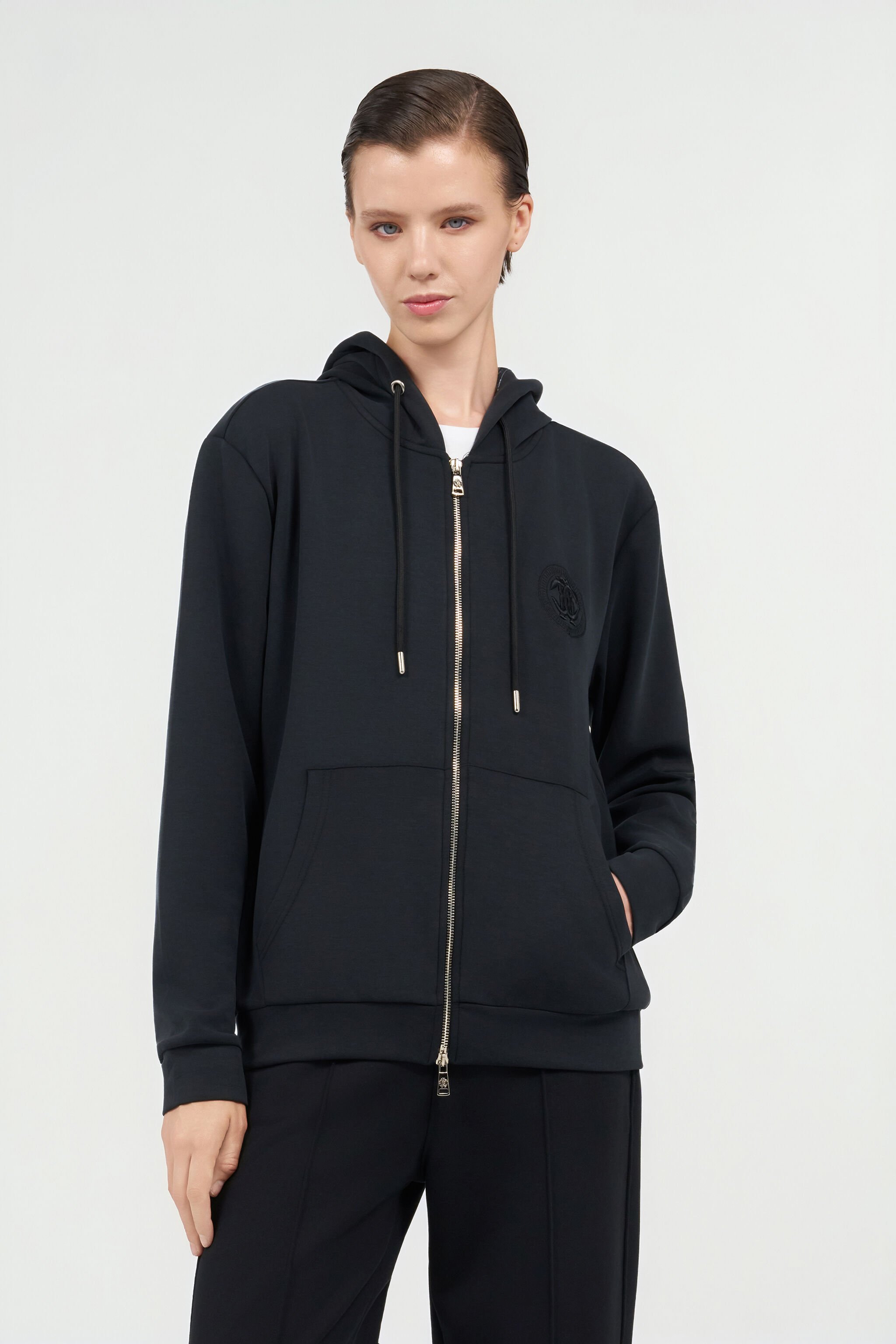 RC Black Logo Sweatshirt BLACK QOT66B-CF054