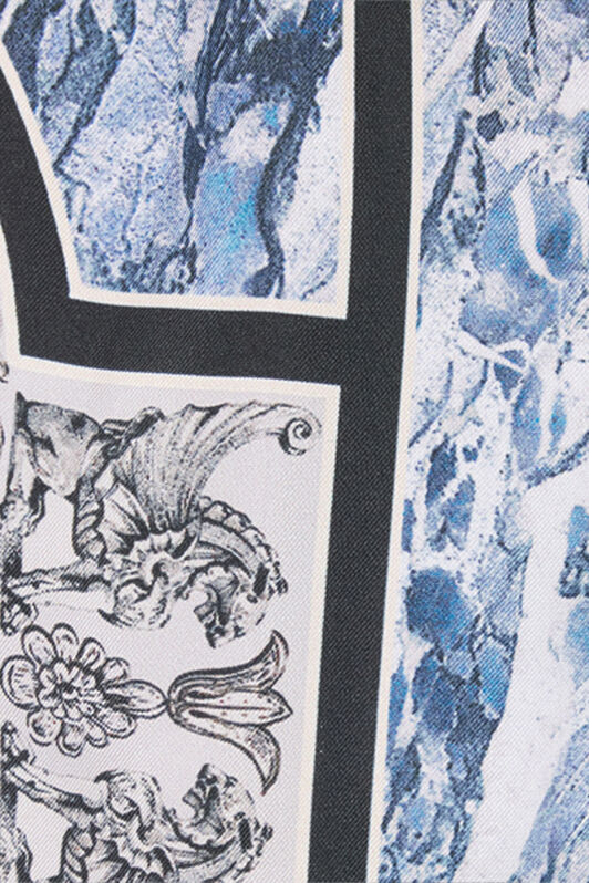 RC Pantalón Corto Con Estampado Marble Y Adornos Azul oscuro URT271-4QN64