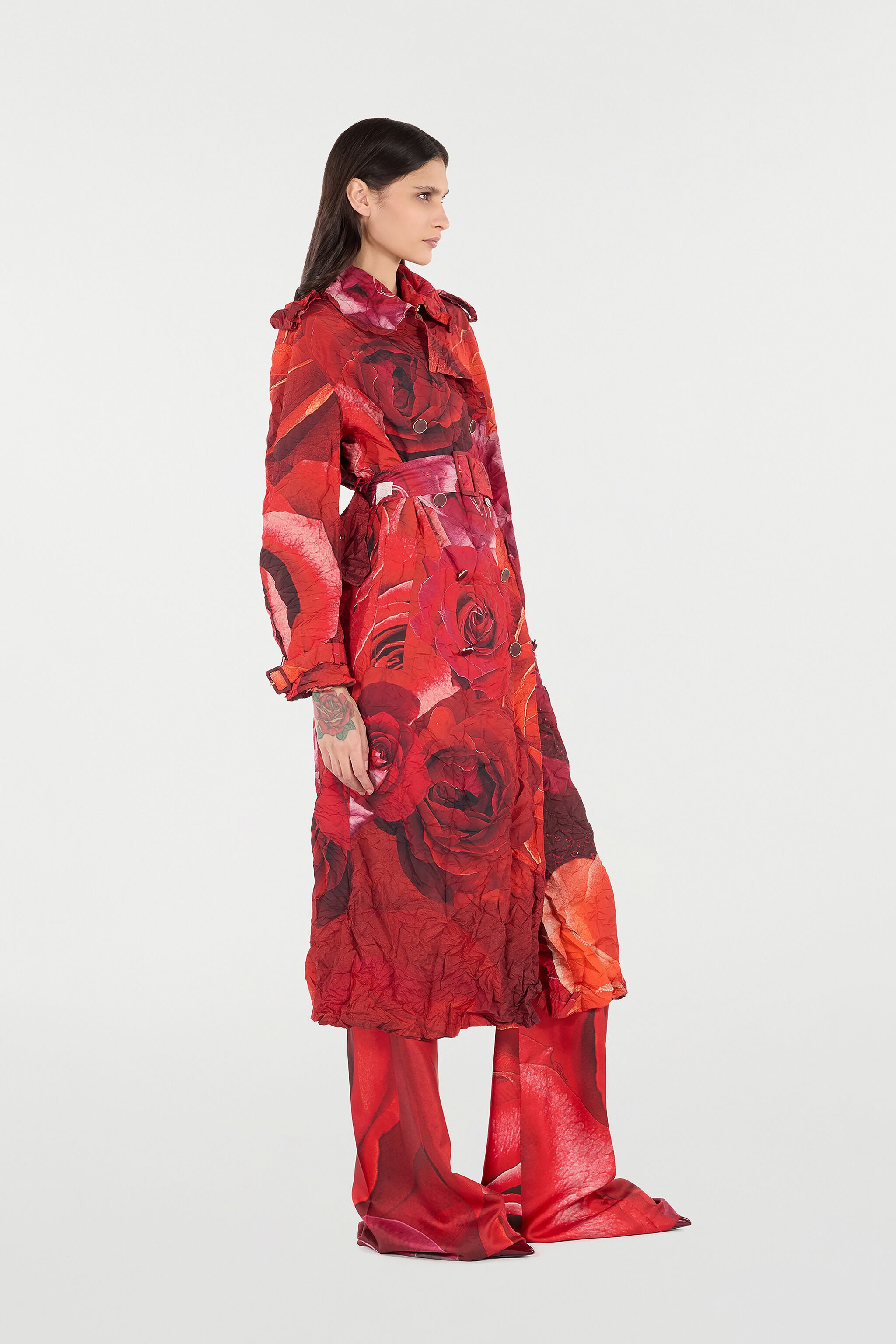 RC Long Crinkle-Effect Trench Coat With Rose Print Red UKT503-5RN48