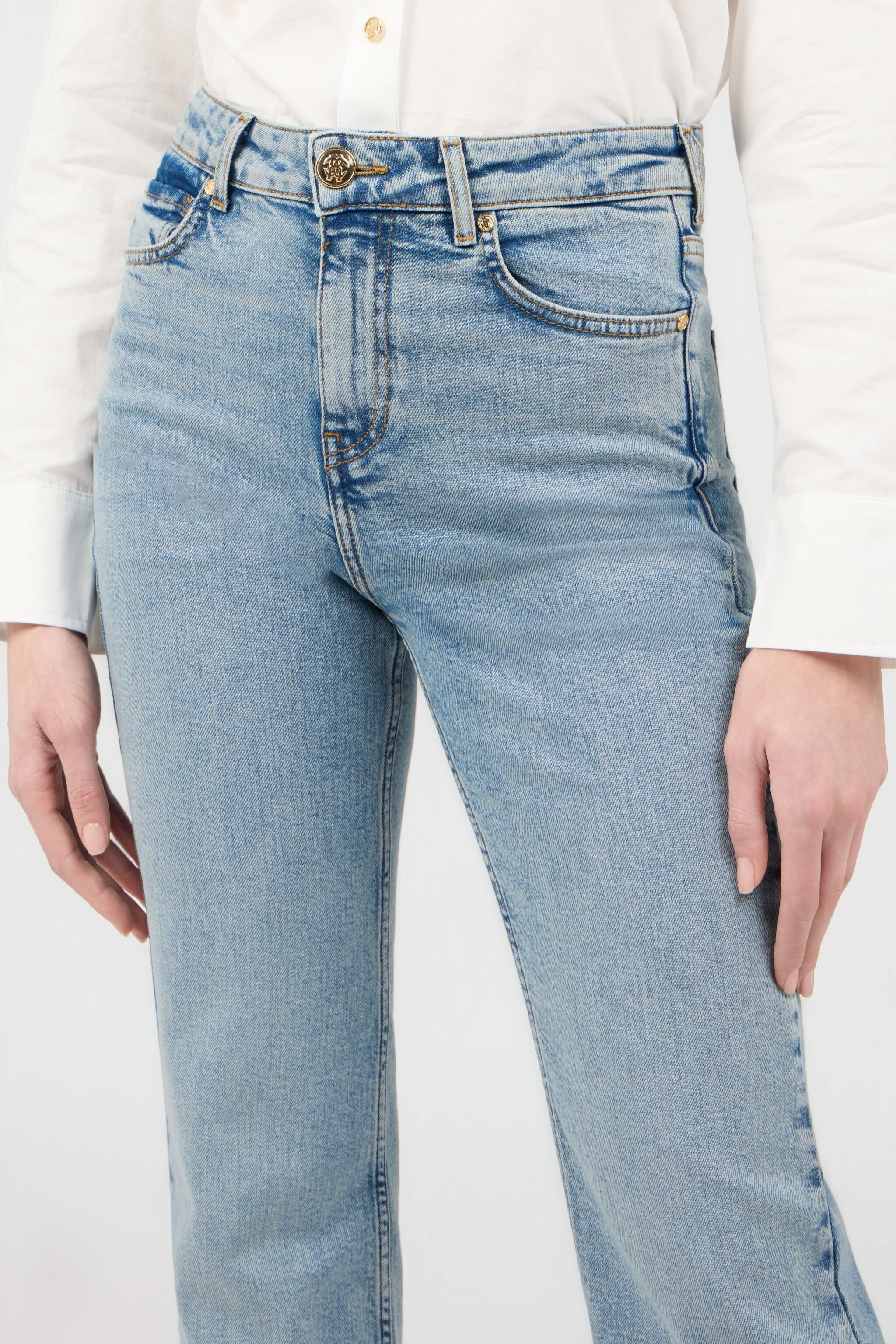 RC Vaqueros Acampanados Azul Claro Con Monogram RC DENIM SOJ20I-DL009