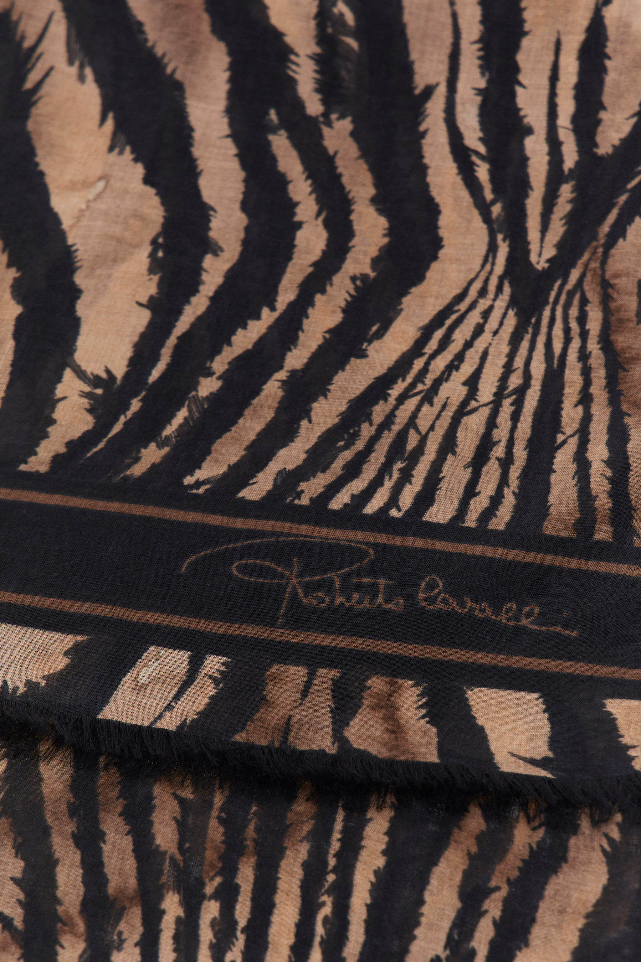 RC Roberto Cavalli Stole with Freedom print Light Brown SYI00C-OBL54