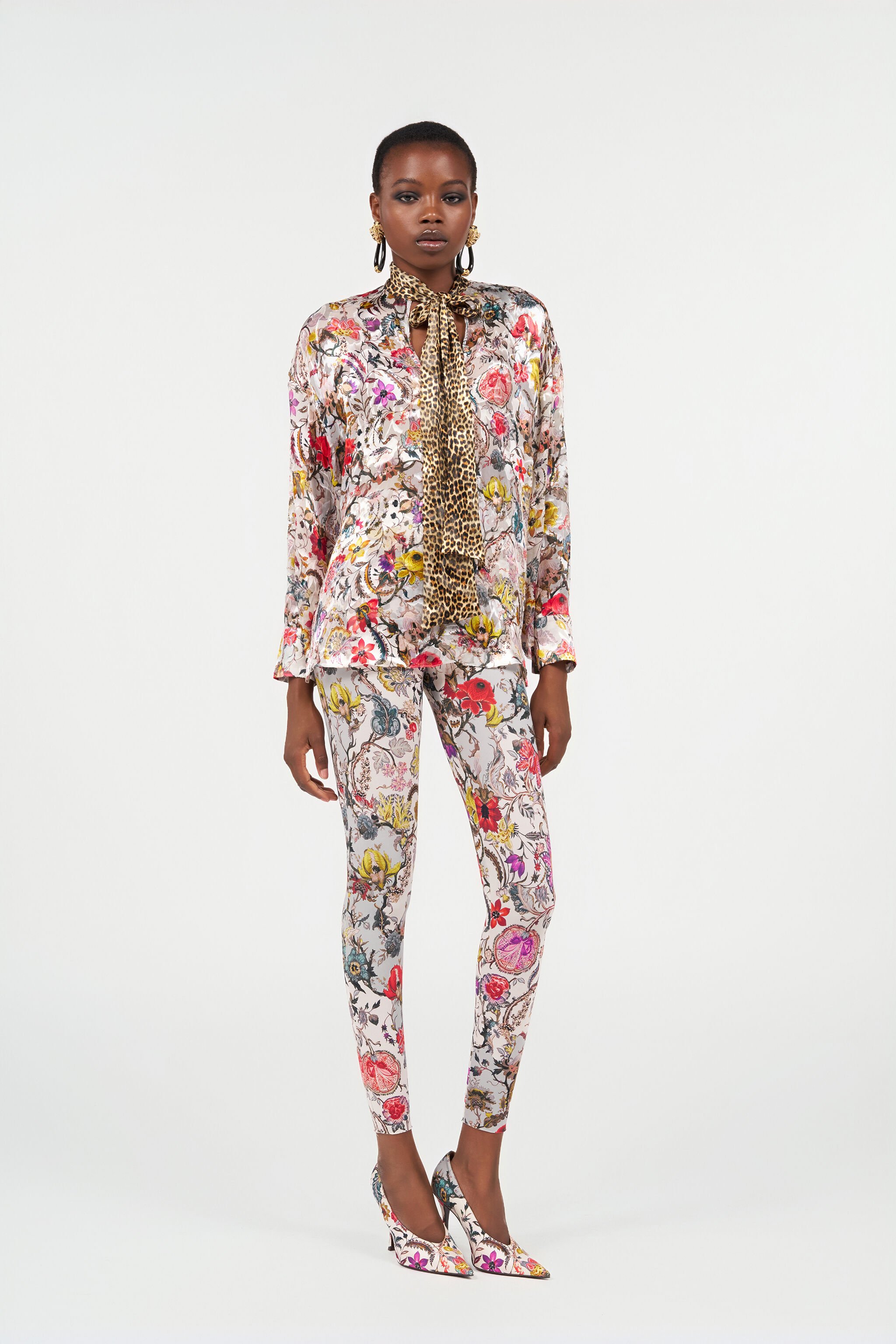 RC Florentine Flowers Print Leggings BEIGE WQT23A-LNR29