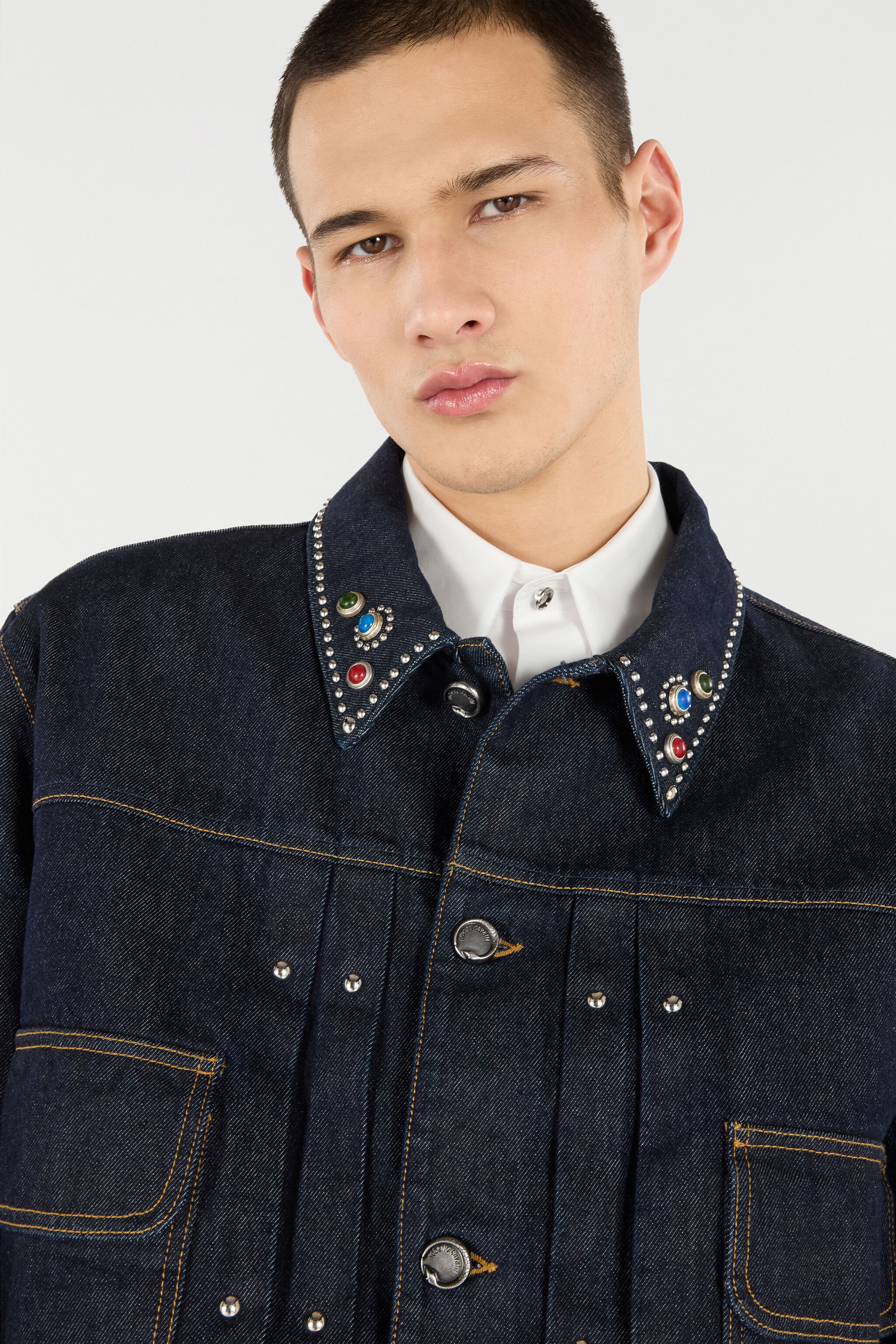 RC Denim Jacket with Studs and Stones Dark blue VRJ476-VT025