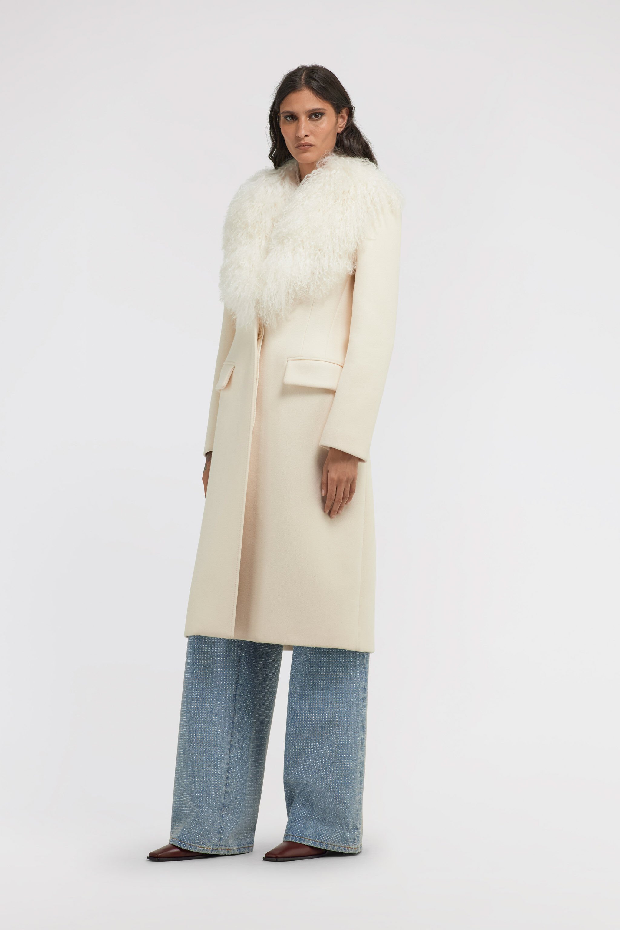 RC Long Coat with Wide Collar Ivory TKQ521-GA061