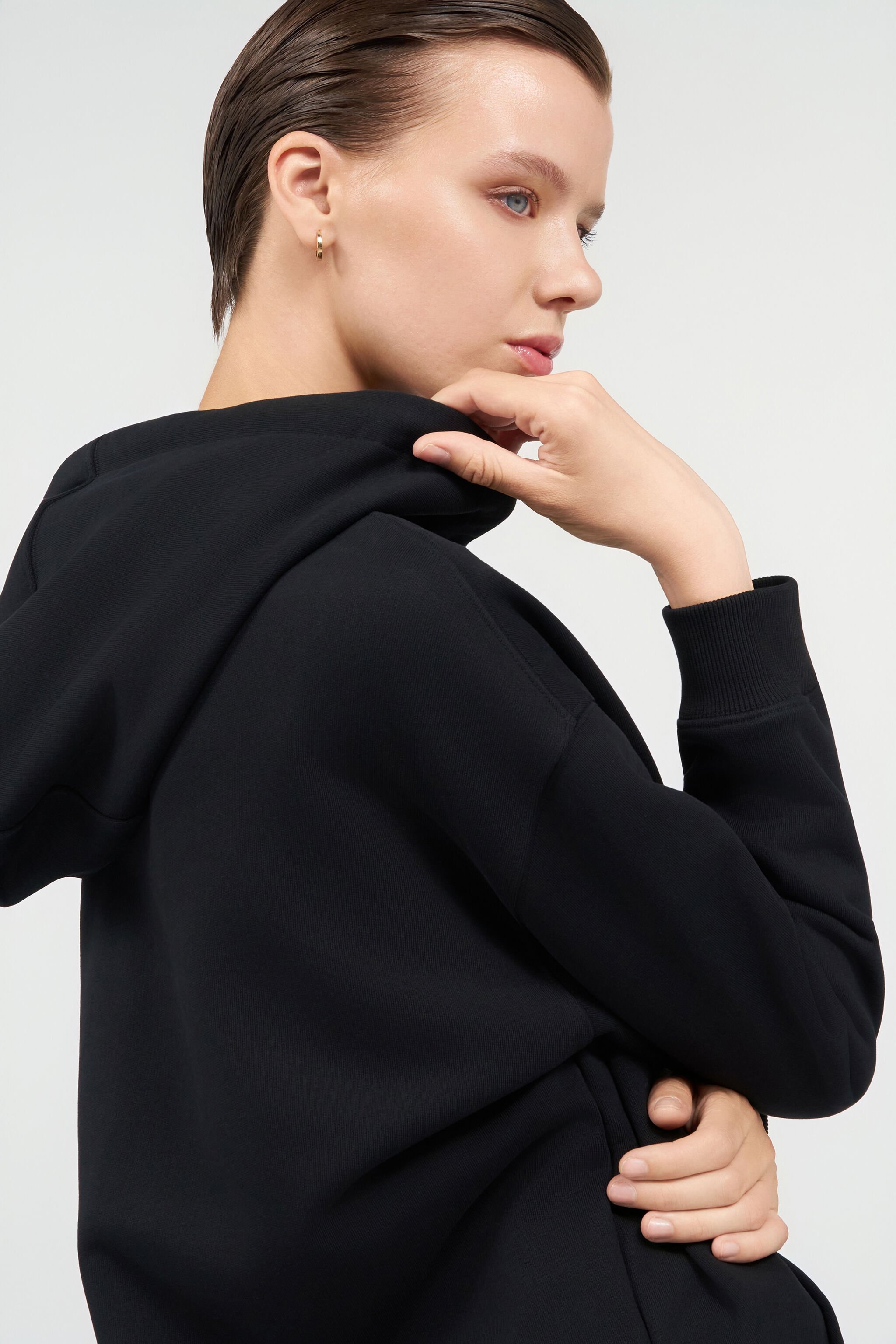 RC Sudadera Negra Con Bordado De Tigre BLACK WQT67B-CF057