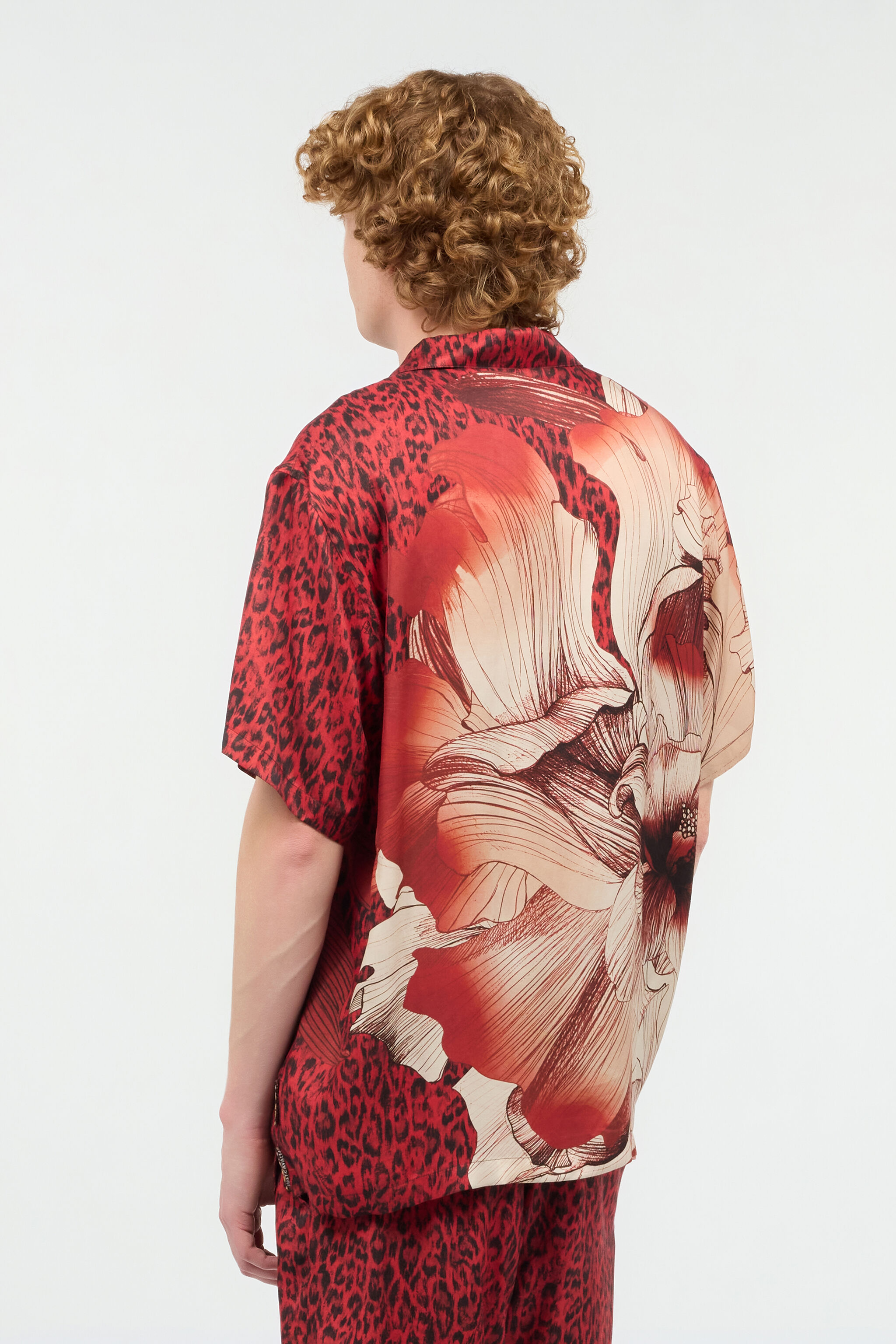 JC Camisa Con Estampado A Flores Grandes Y Jaguar Skin Rojo UFM012-UF107