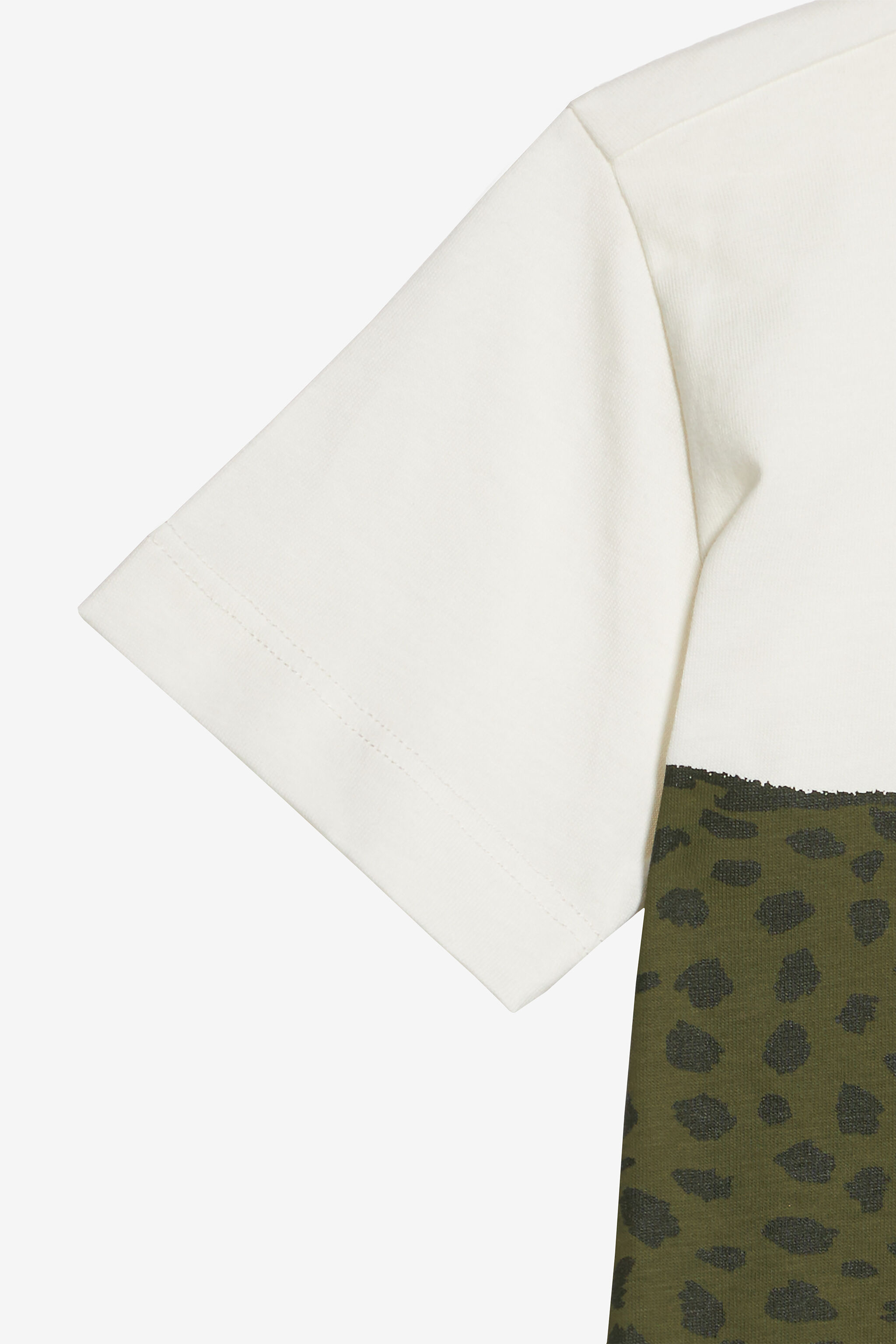 JU Camiseta Safari Edition Con Guepardo Blanco UJT60F-JD001