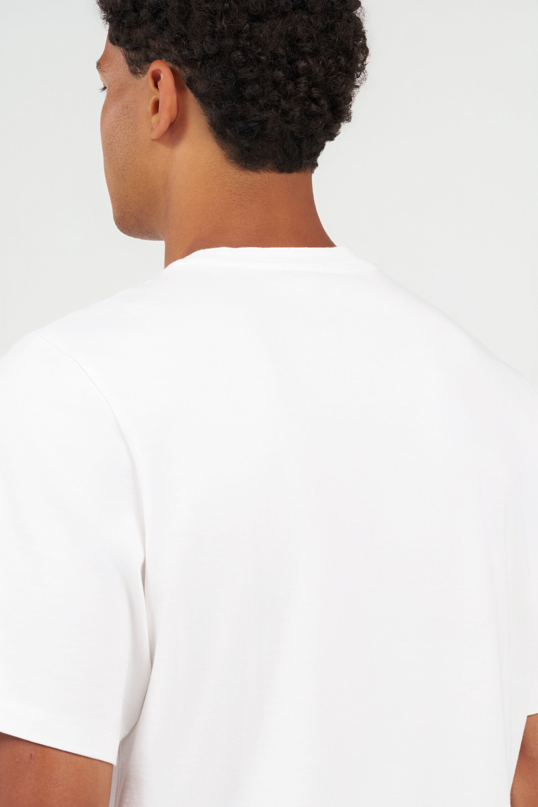 RC White Logo T-Shirt WHITE WNT61H-JD020