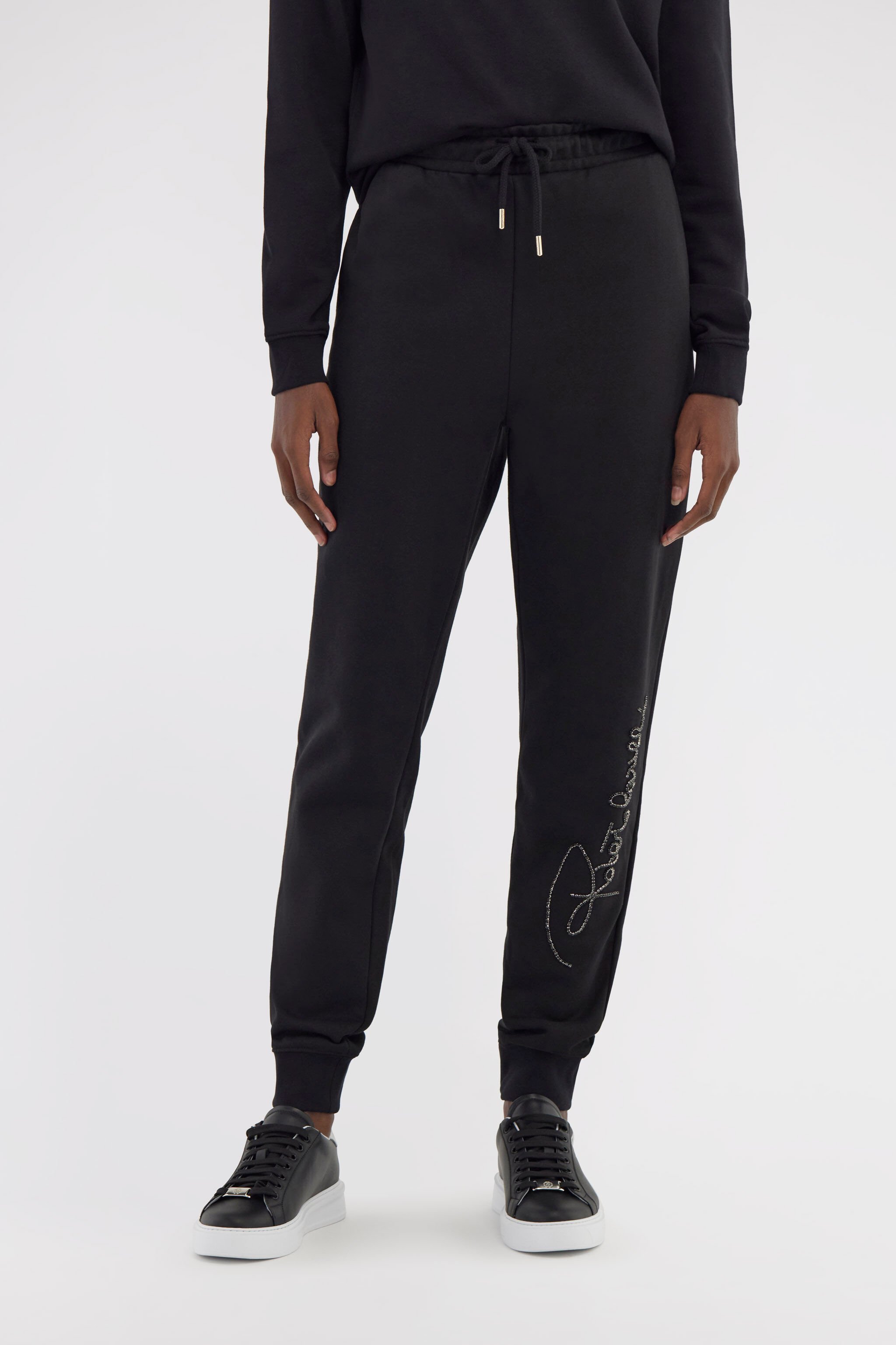 RC Sporty pants with signature Noir NOT22B-CF052