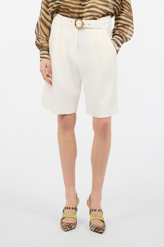 JC Tailored Shorts With Belt White UFT098-UF149
