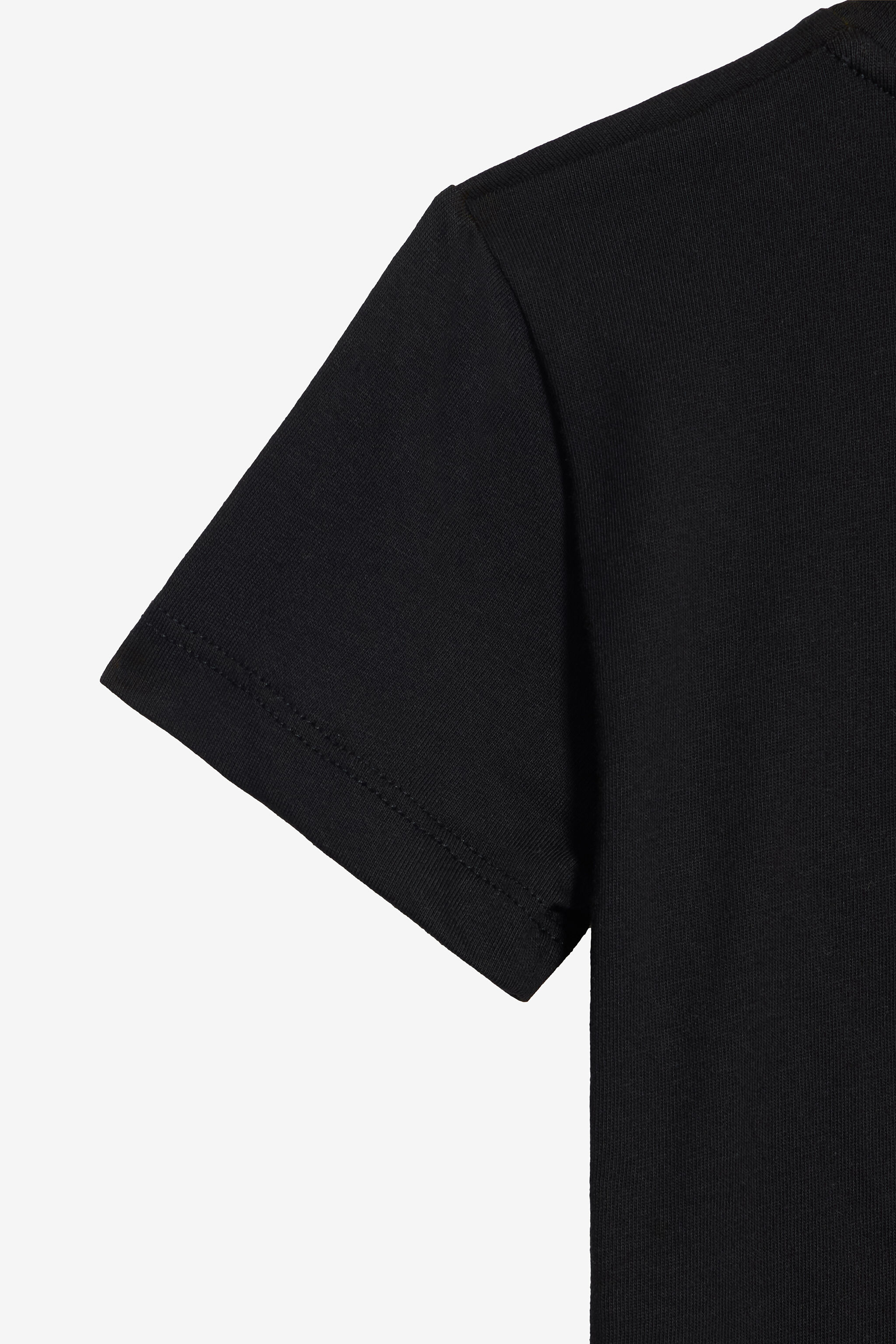 JU Black T-Shirt with Flower Print BLACK VJT62F-JD001