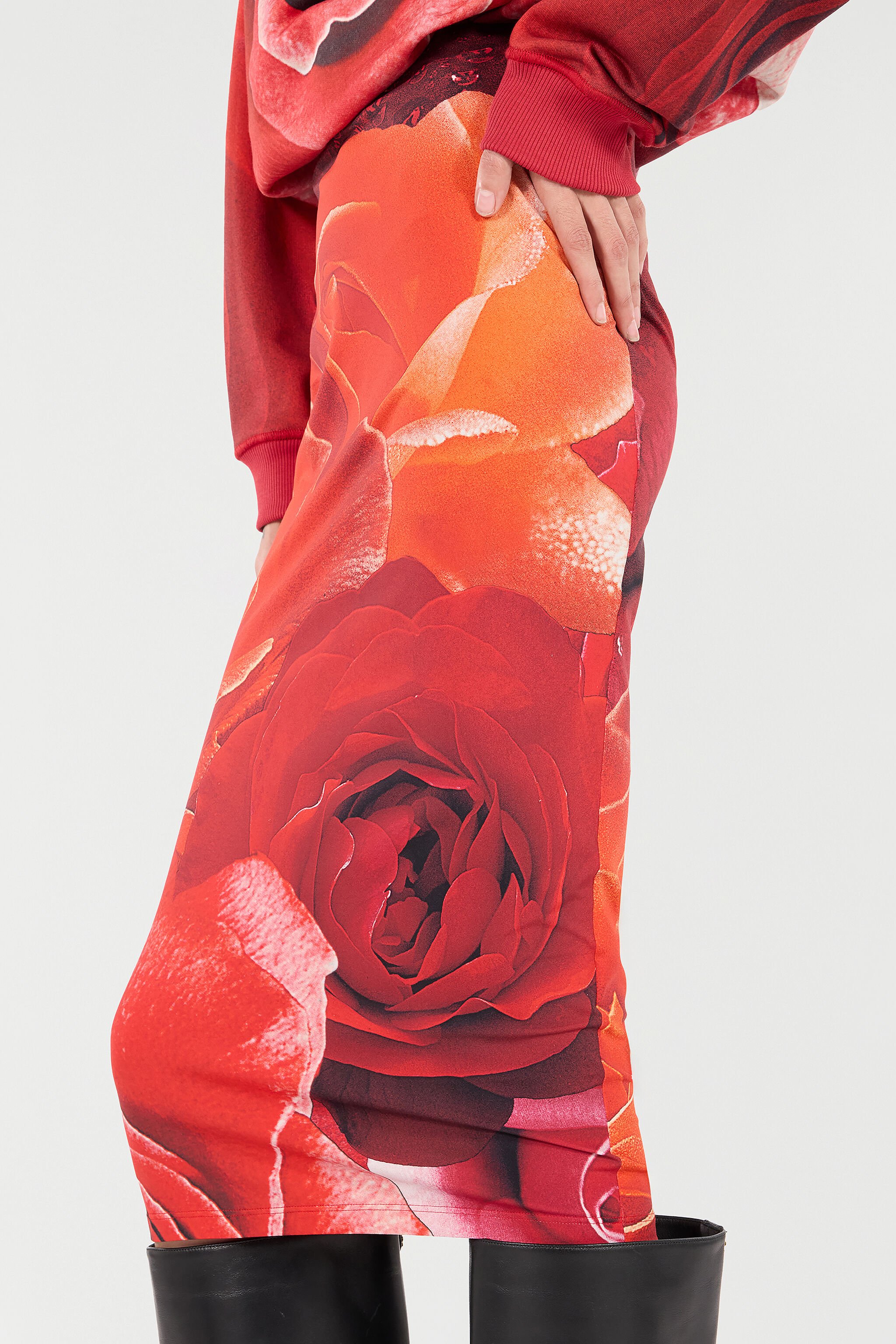 RC Pencil Skirt With Rose Print Red UKT300-LNN48