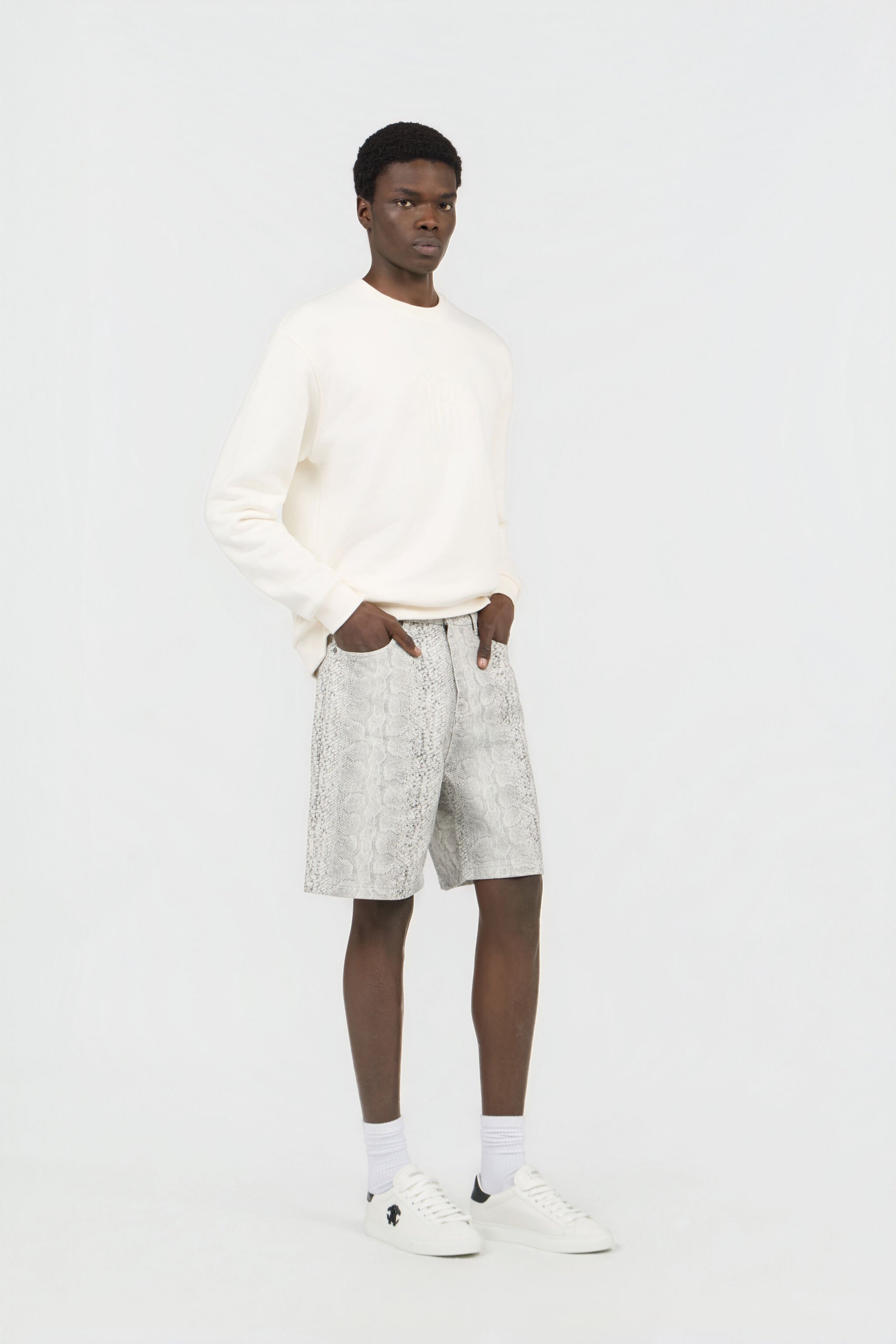 RC Shorts Vaqueros Con Estampado De Serpiente WHITE SOJ20H-DL008