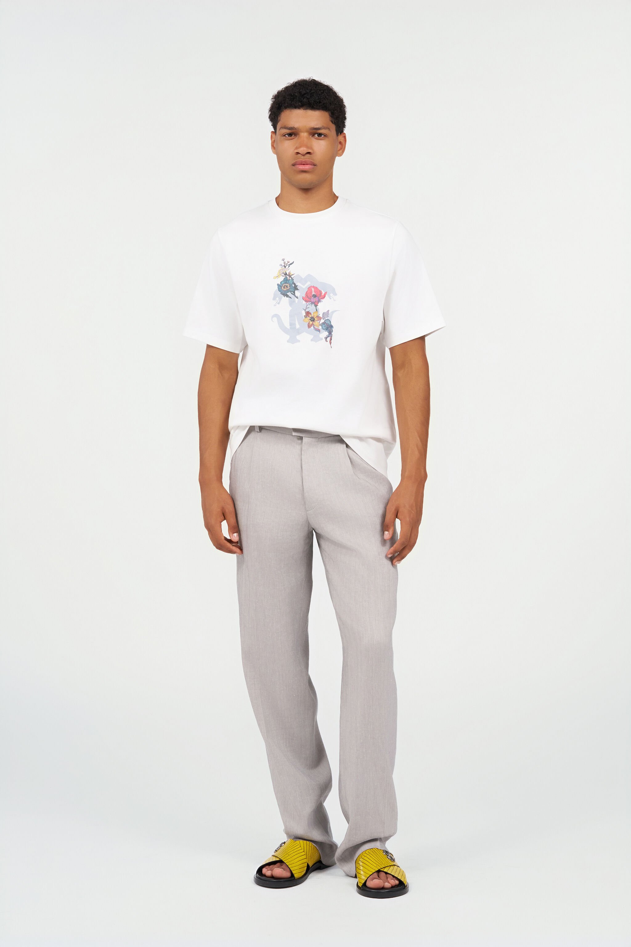 RC White Logo T-Shirt WHITE WNT61H-JD020