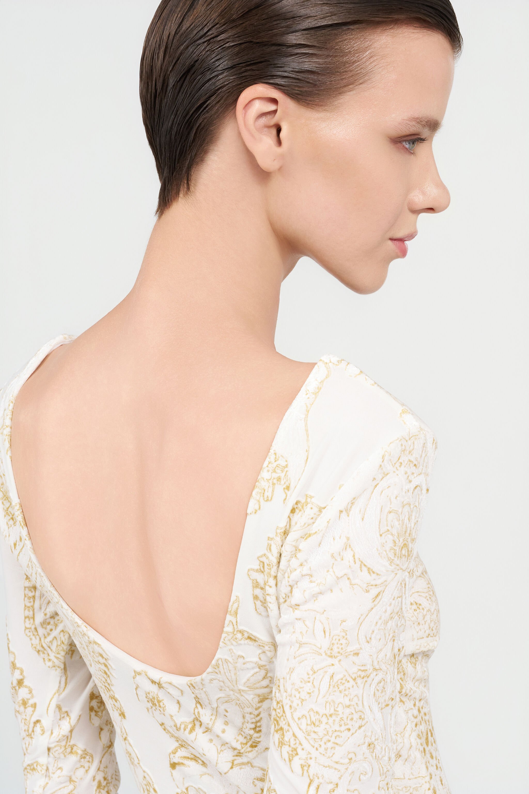 RC Ornamental White Print Top WHITE WQT609-6CR36