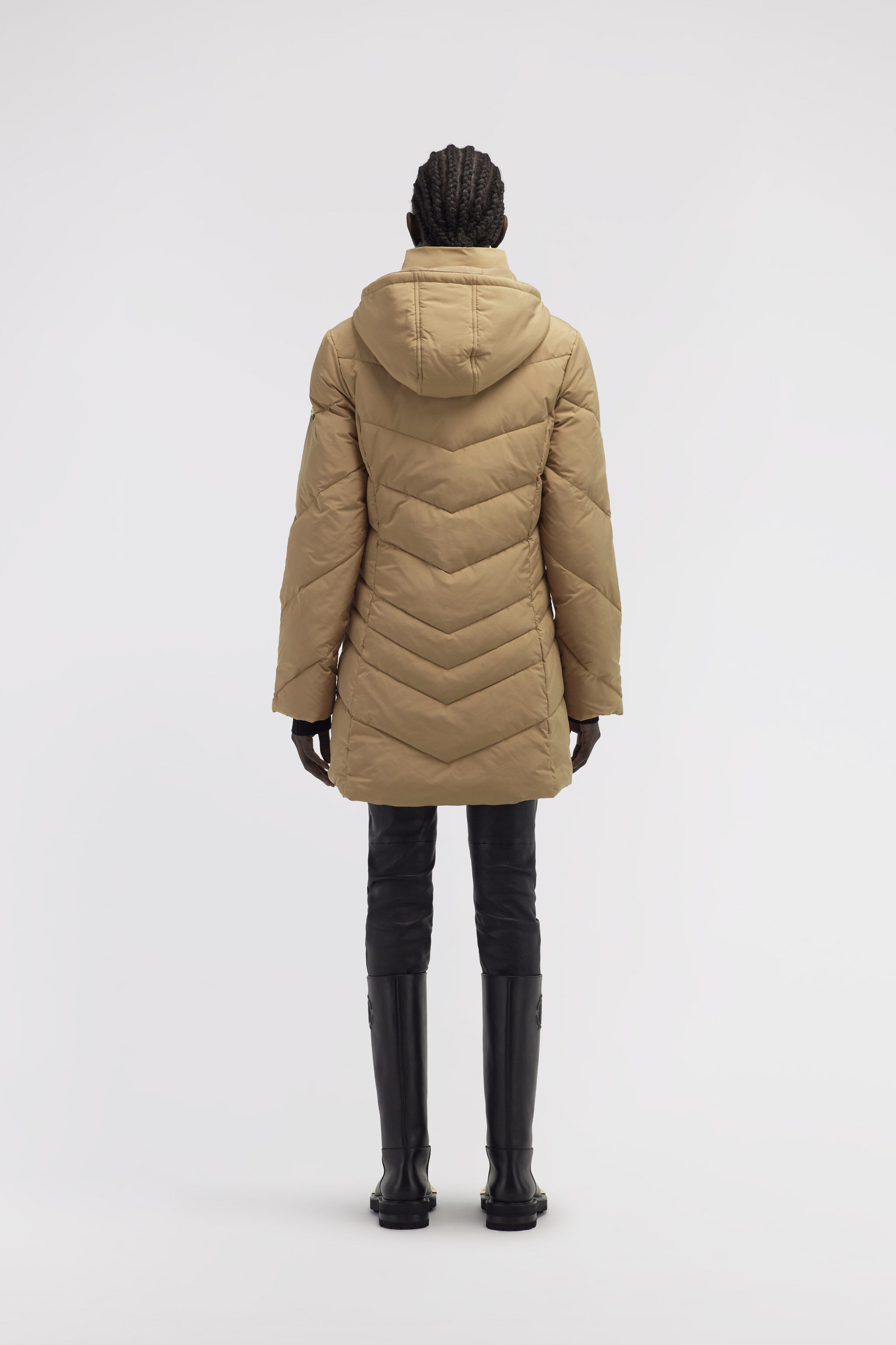 RC Long down jacket with logo Light brown NOT40C-SB001