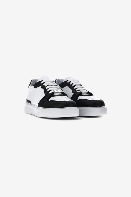 RC Logo-Print Sneakers RC Logo-Print Sneakers Black/White JSS00R-PZ085