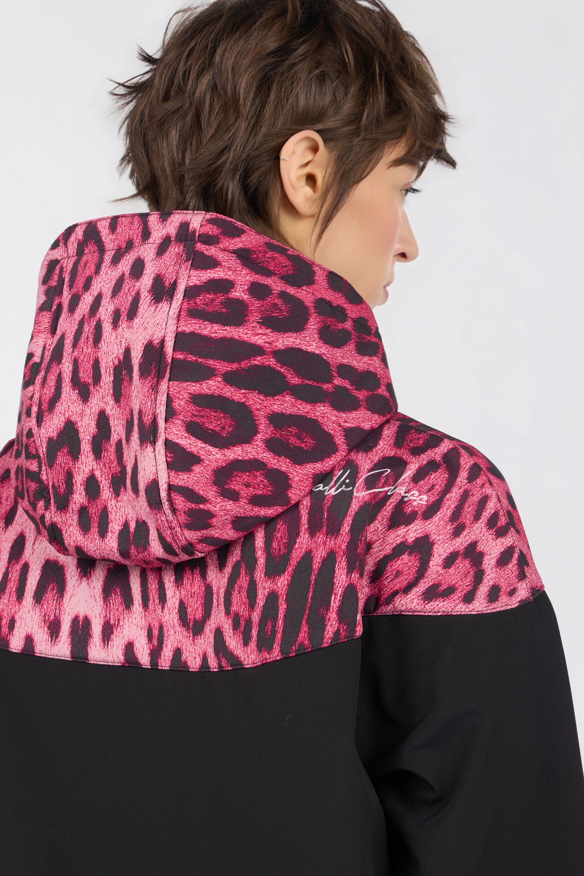 CL Blouson Bomber à Capuche en Imprimé Léopard CL Blouson Bomber à Capuche en Imprimé Léopard Black/pink RXT40J-SB001