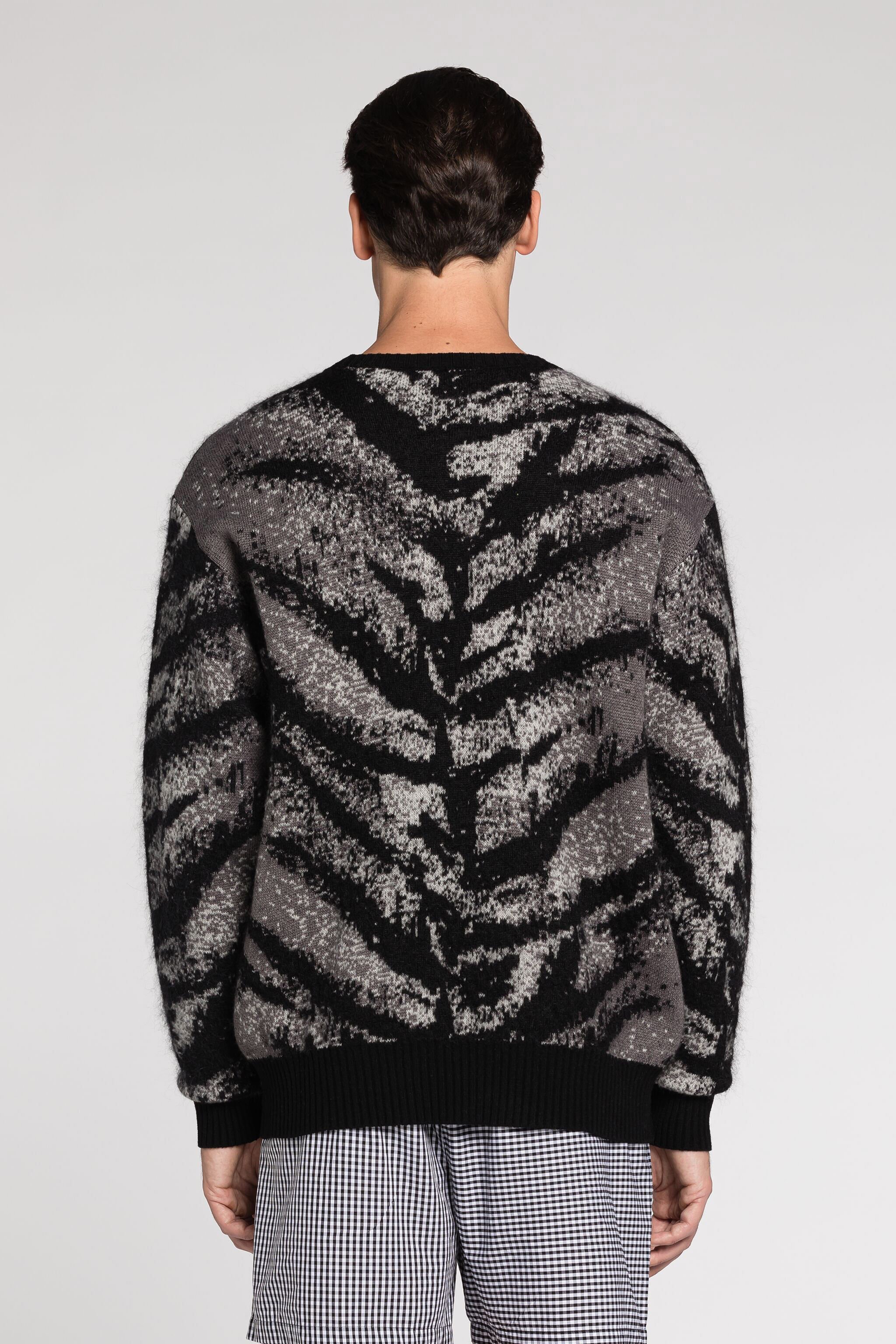 RC Pull à motif tigre en intarsia Gris RRM602-MA006