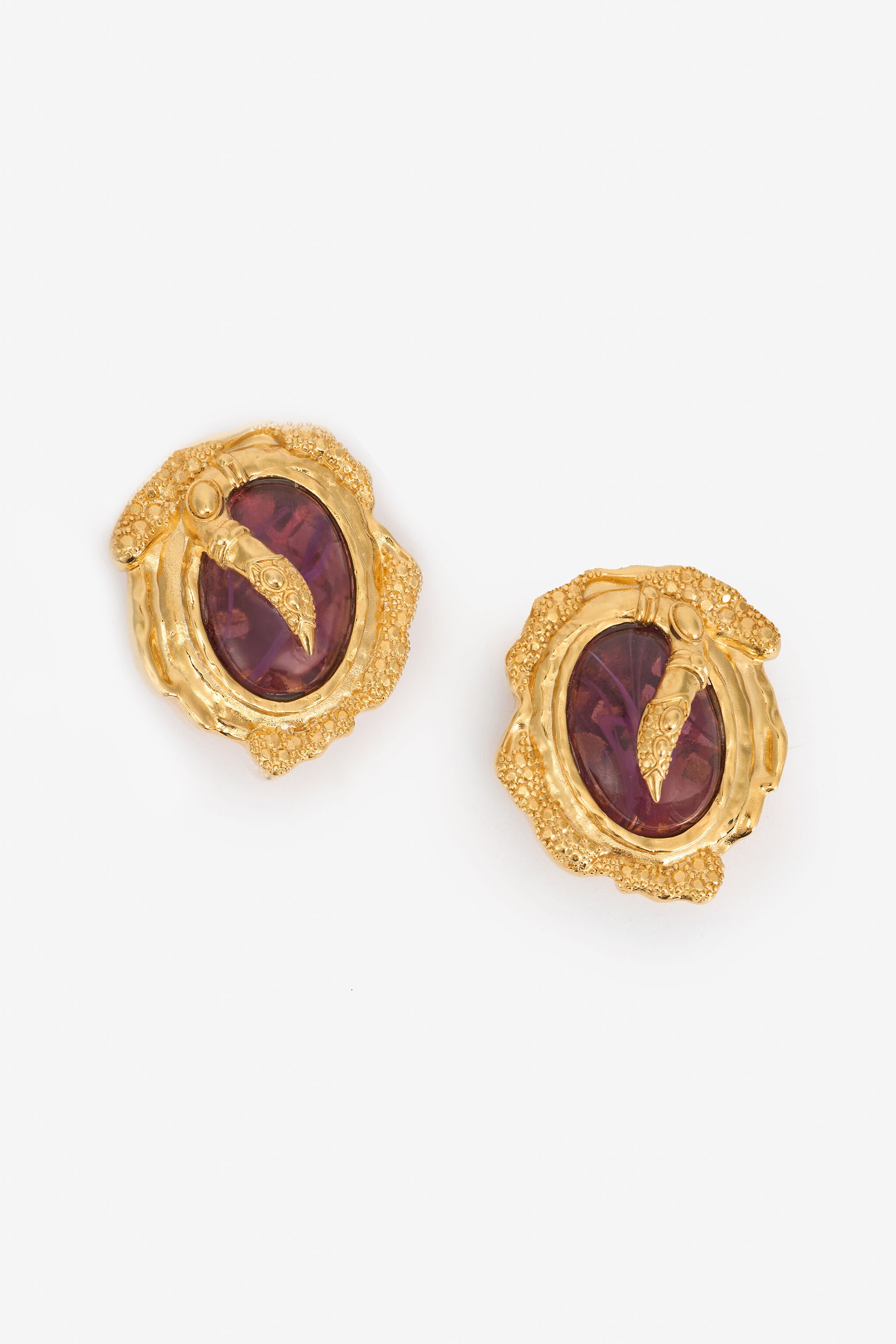 RC Gold Clip-On Earrings with Amethyst Stone ORO/AMETISTA VWG013-AM081