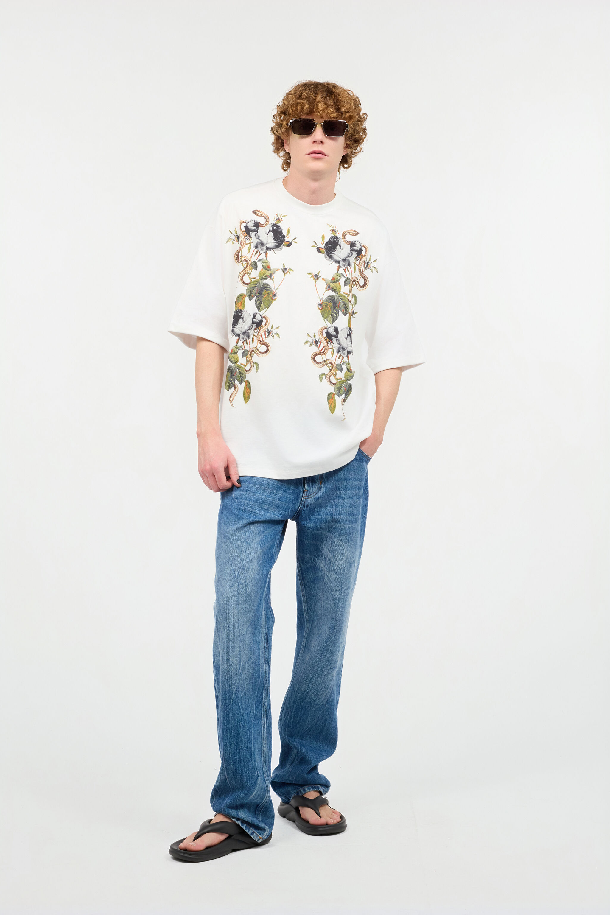 RC T-Shirt Mit Print Rosen Und Schlangen Weiß URT62S-JD060