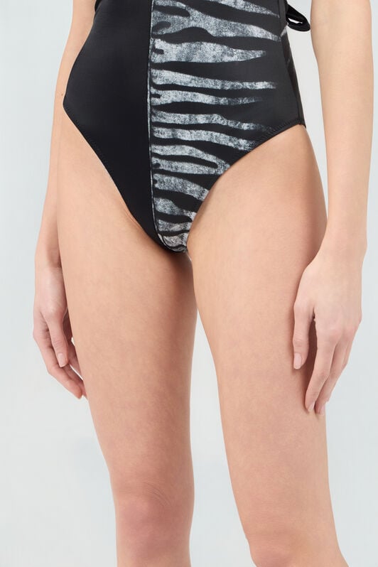 RC Zebra Print One-Piece RC Zebra Print One-Piece BLACK/WHITE SOW00C-4G001