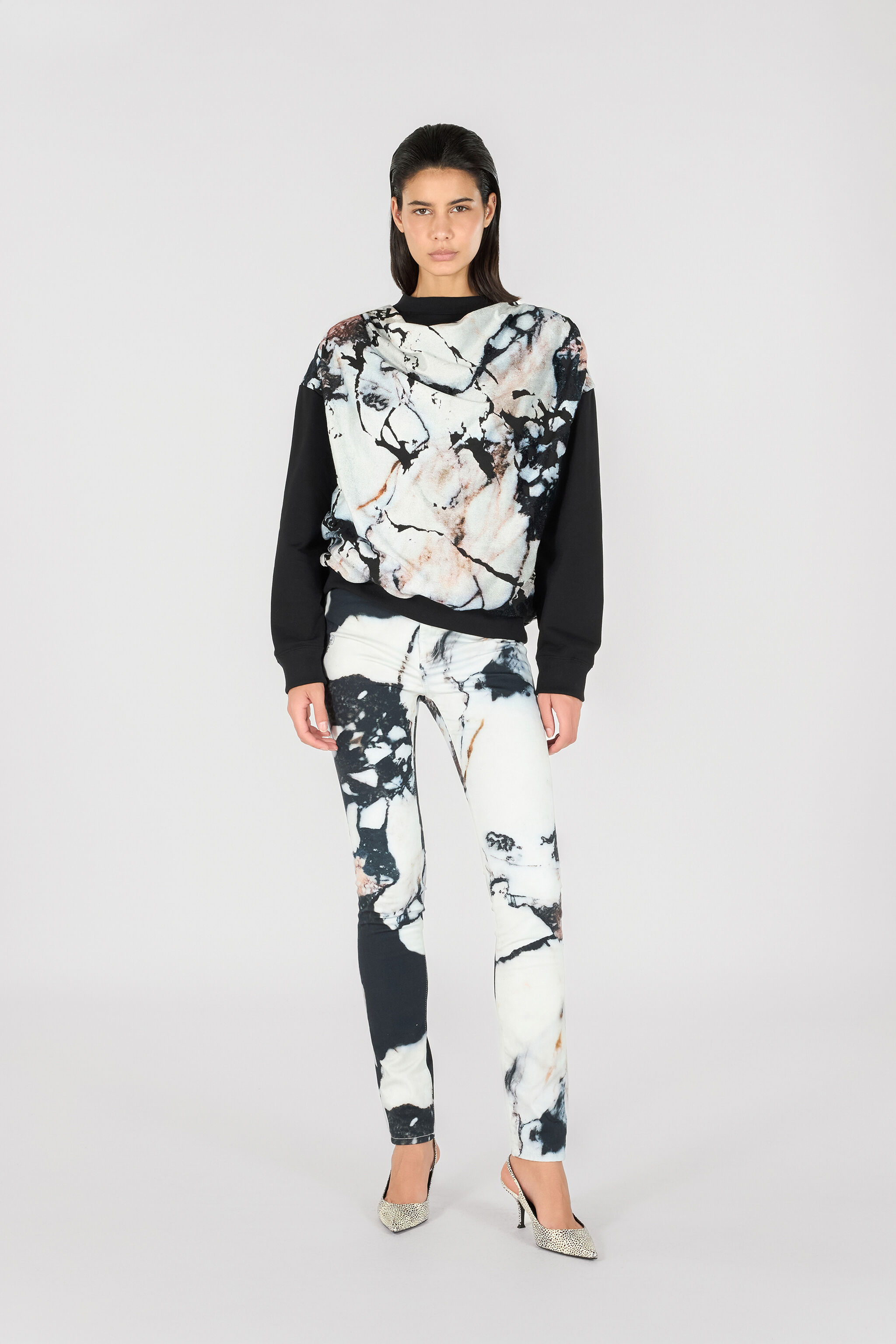 RC Marble print sweatshirt Black/White TWT680-CF020