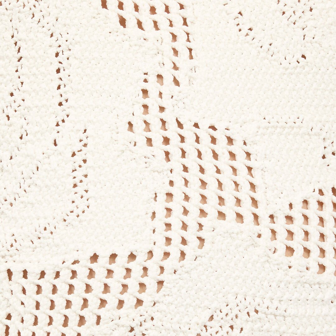 RC Openwork Top With Roses White UKM604-MI001