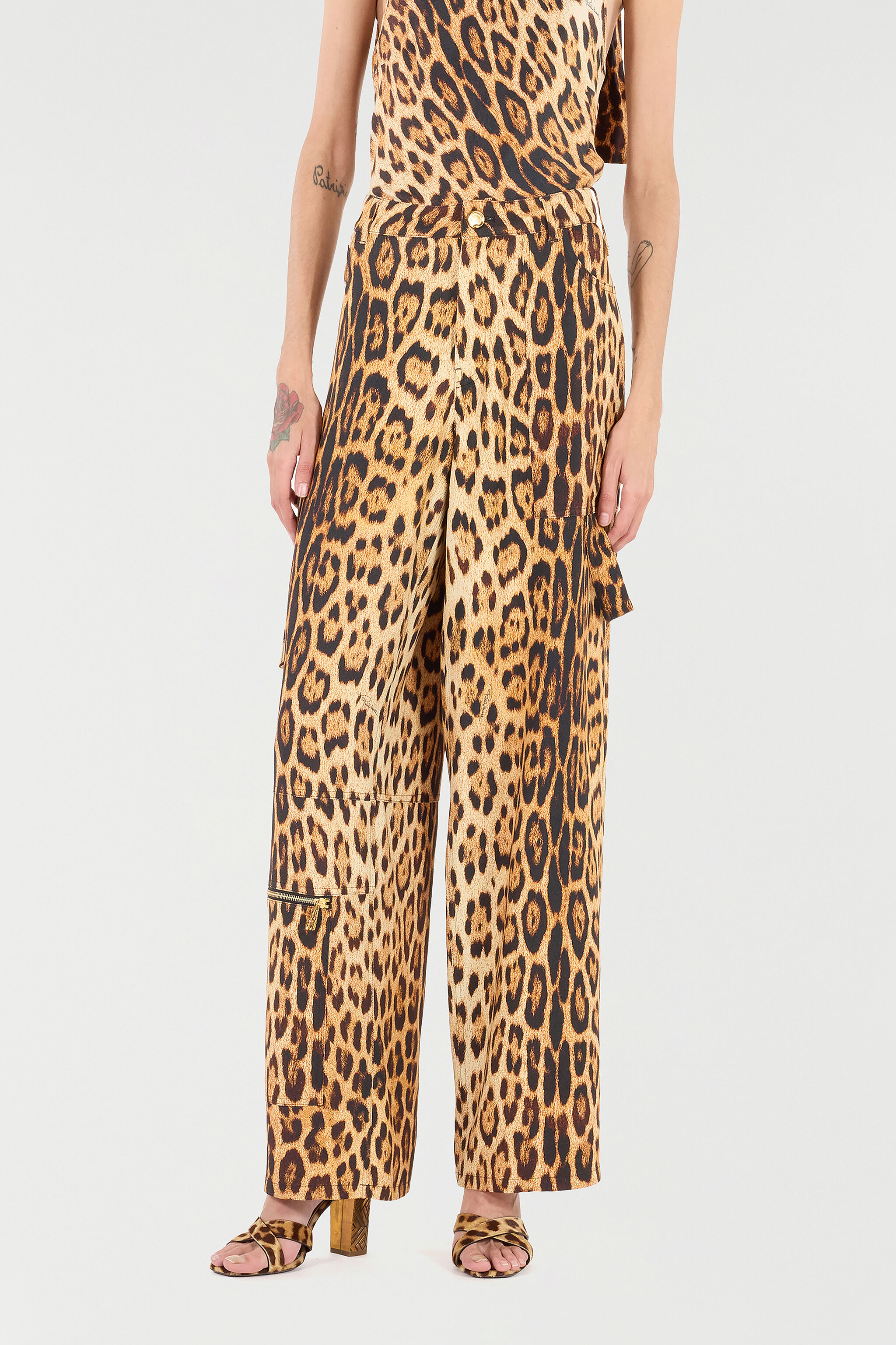 RC Pants with Jaguar Skin Print Braun VKT202-ORP73
