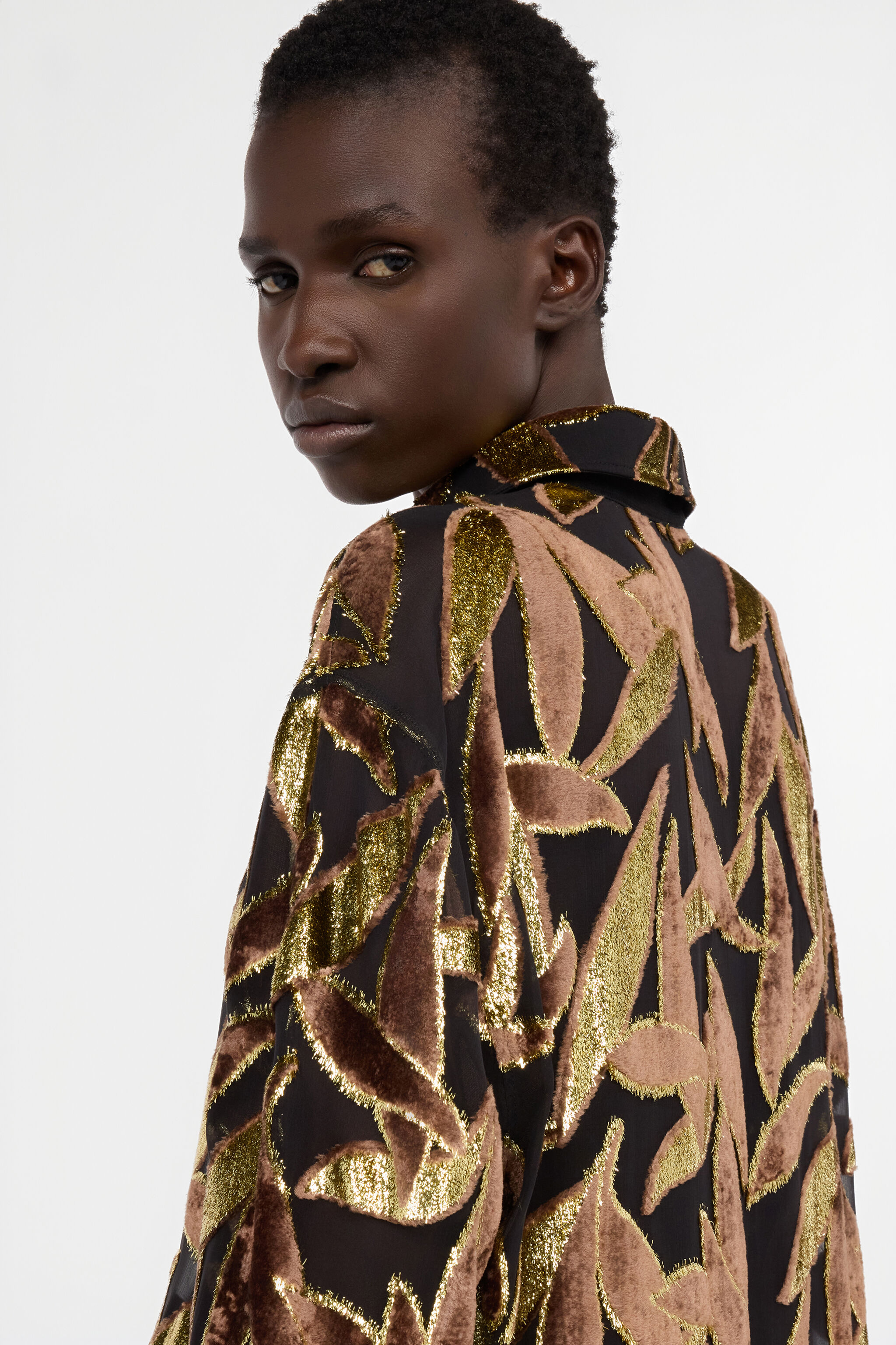 RC Chocolate Sheer Shirt with Foliage Motif CHOCOLATE WWT700-FC007