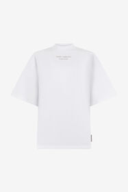 ${brand} T-shirt blanche avec impression frontale ${colorDescription} ${masterID}