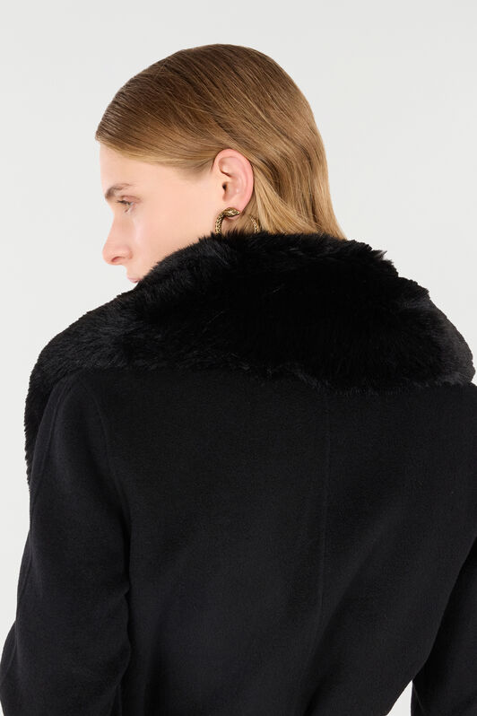 RC Cappotto Con Collo In Faux Fur Nero OOT50B-WH016