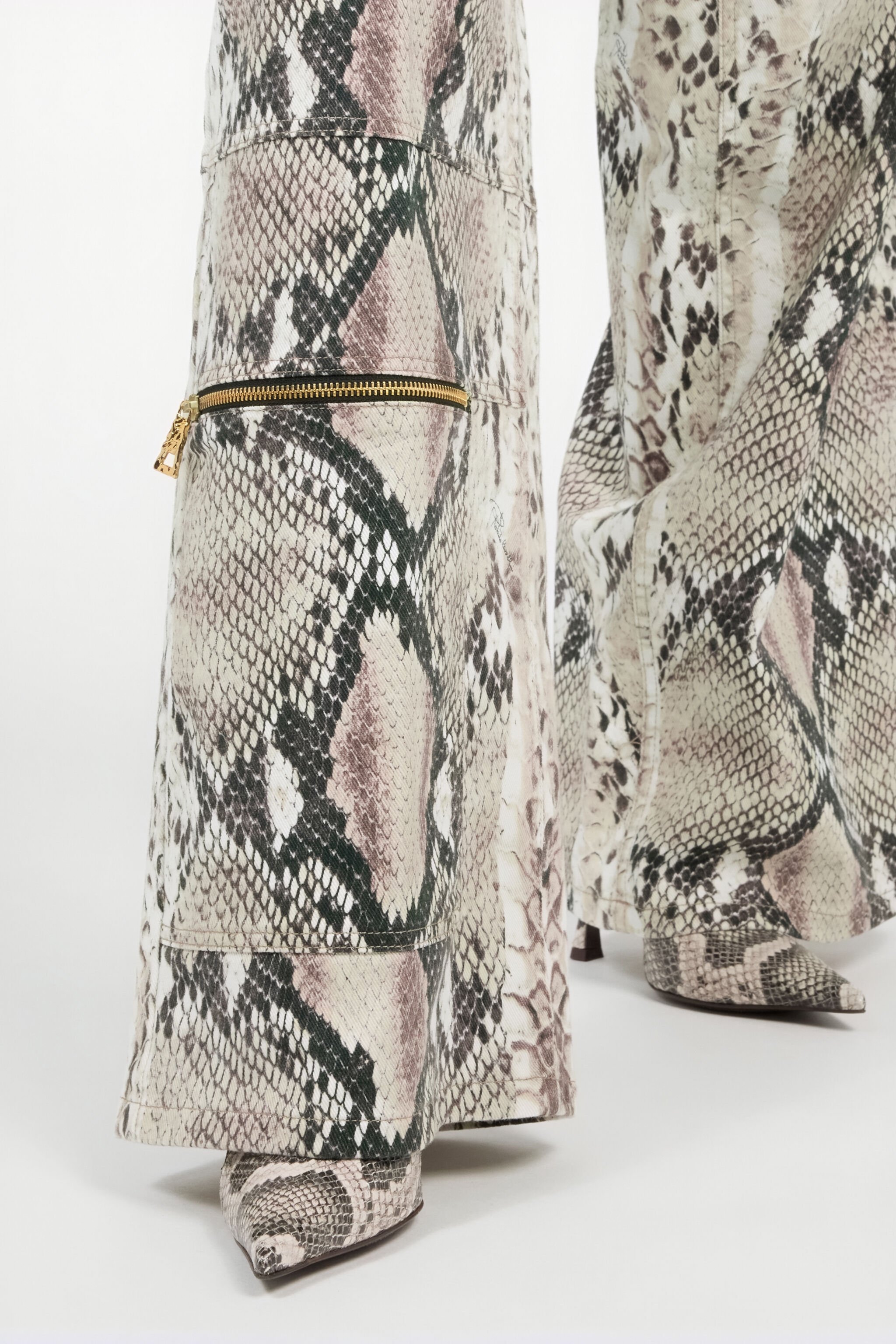 RC Rock Cargo Jeans With Python Print Light Brown VWJ250-DAQ75