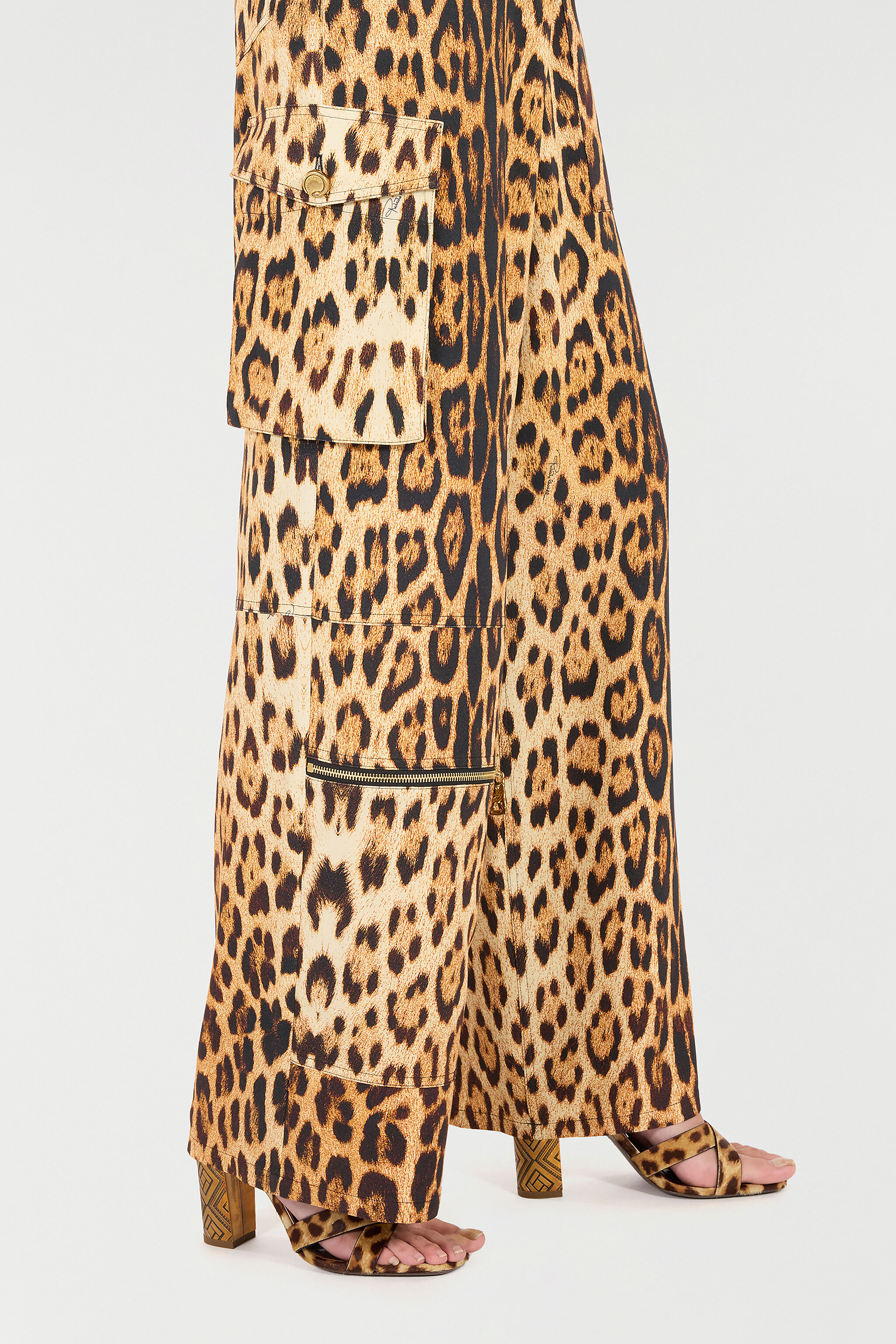 RC Pants with Jaguar Skin Print Braun VKT202-ORP73