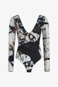 ${brand} Marble print body ${colorDescription} ${masterID}