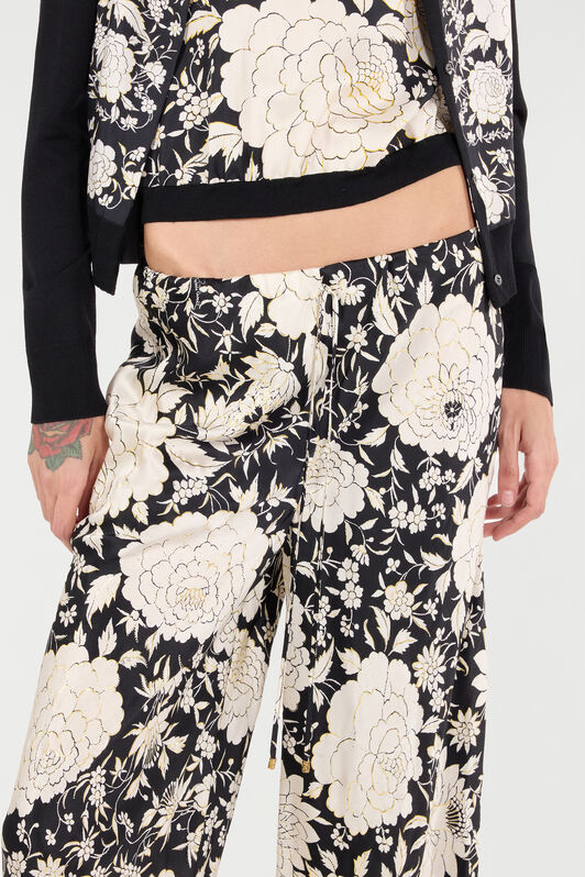 RC Pure Silk Pants with Floral Print Black/White VQT210-TYP71