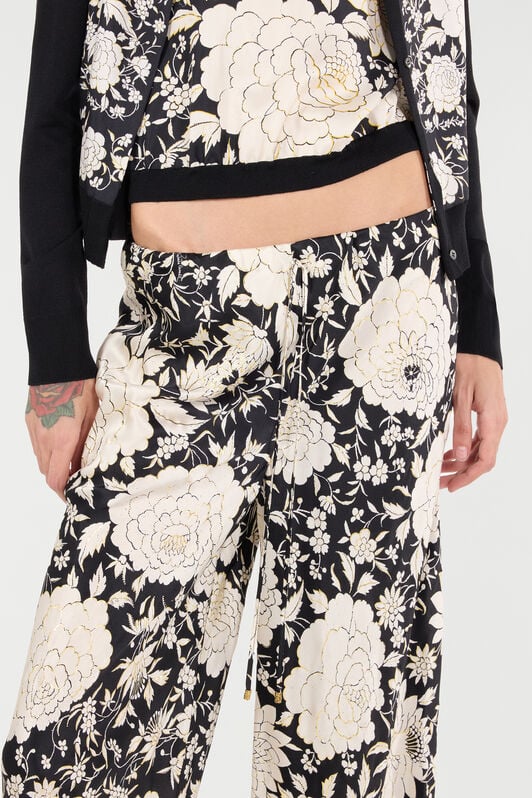RC Pure Silk Pants with Floral Print RC Pure Silk Pants with Floral Print Black/White VQT210-TYP71